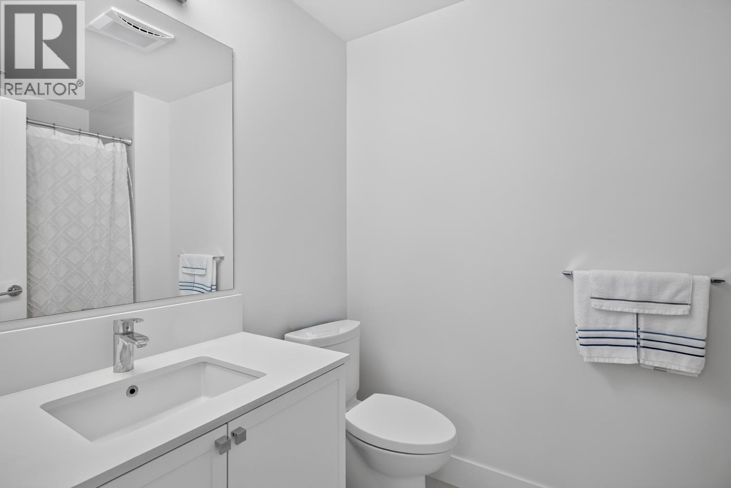 508 4477 Hastings Street Property Photo 25