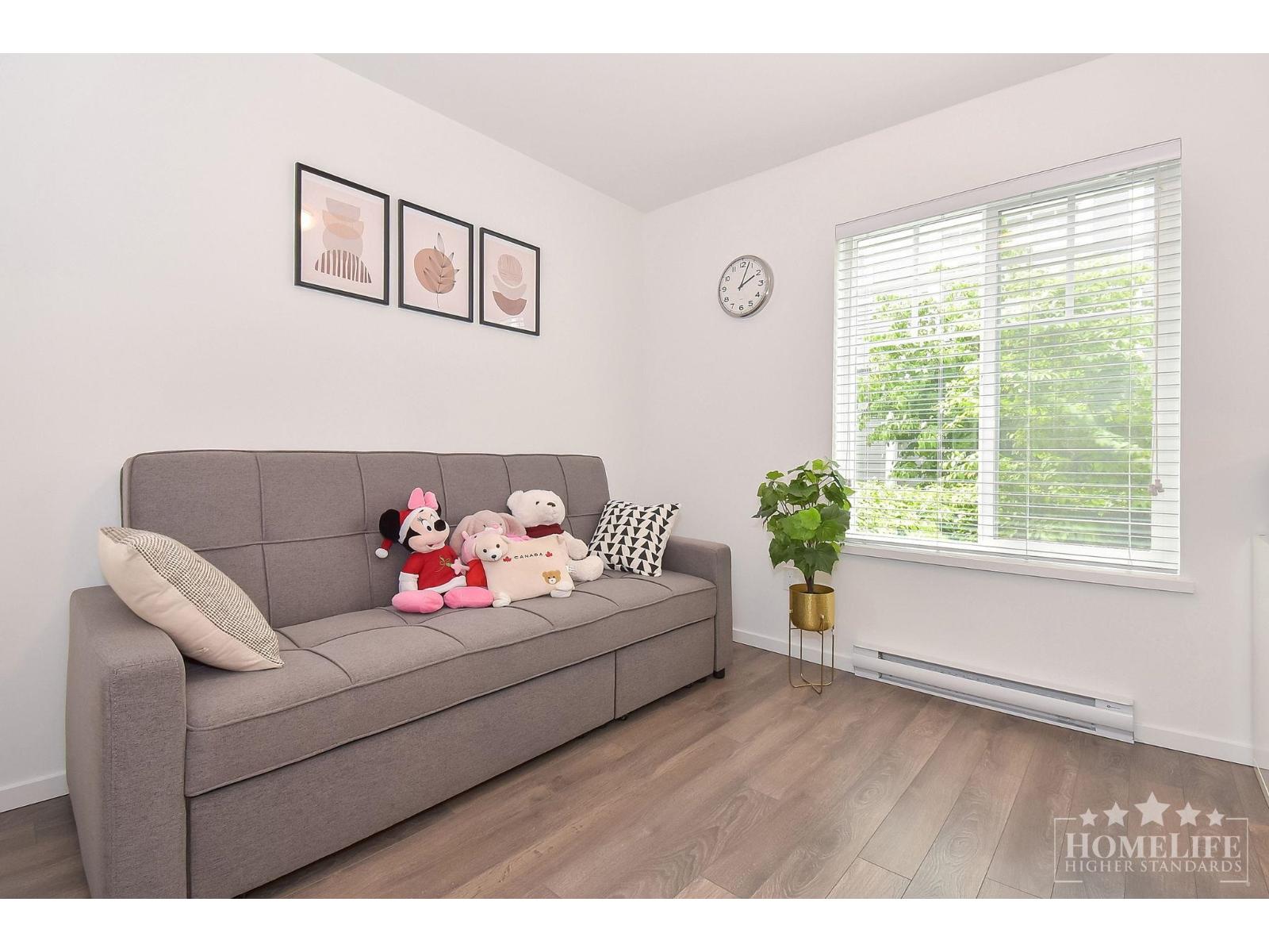39 15850 85 Avenue Property Photo 4