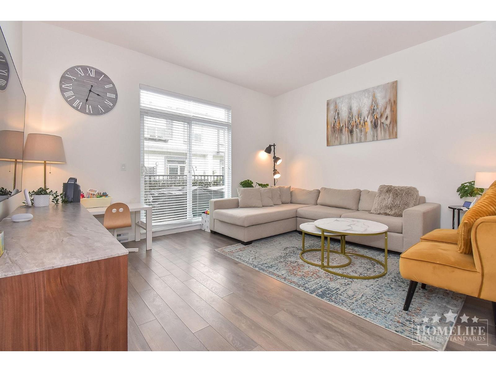 39 15850 85 Avenue Property Photo 7