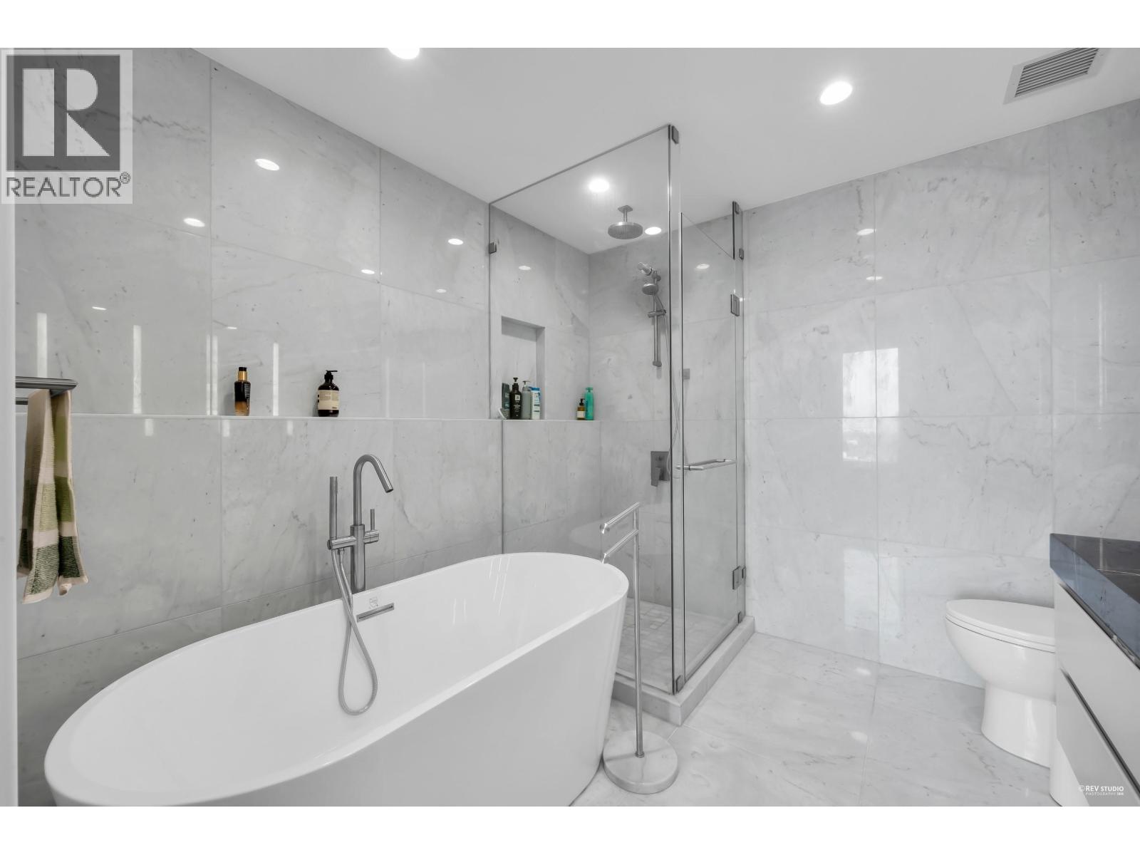 1906 7433 Cambie Street Property Photo 20