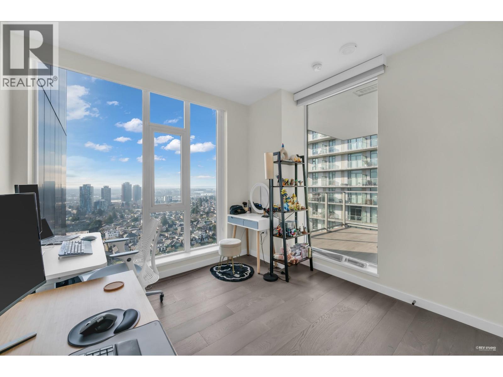 1906 7433 Cambie Street Property Photo 22