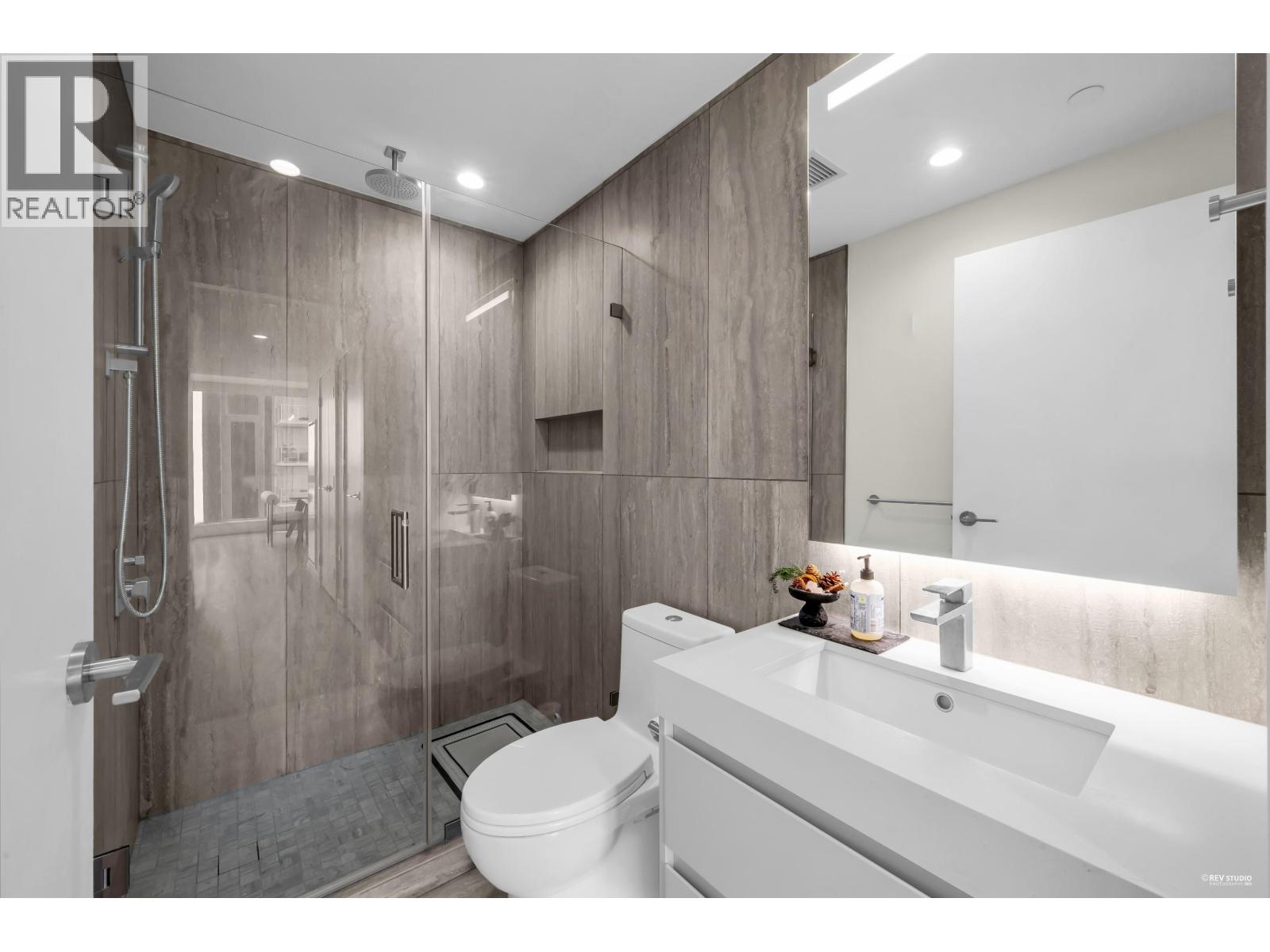 1906 7433 Cambie Street Property Photo 24