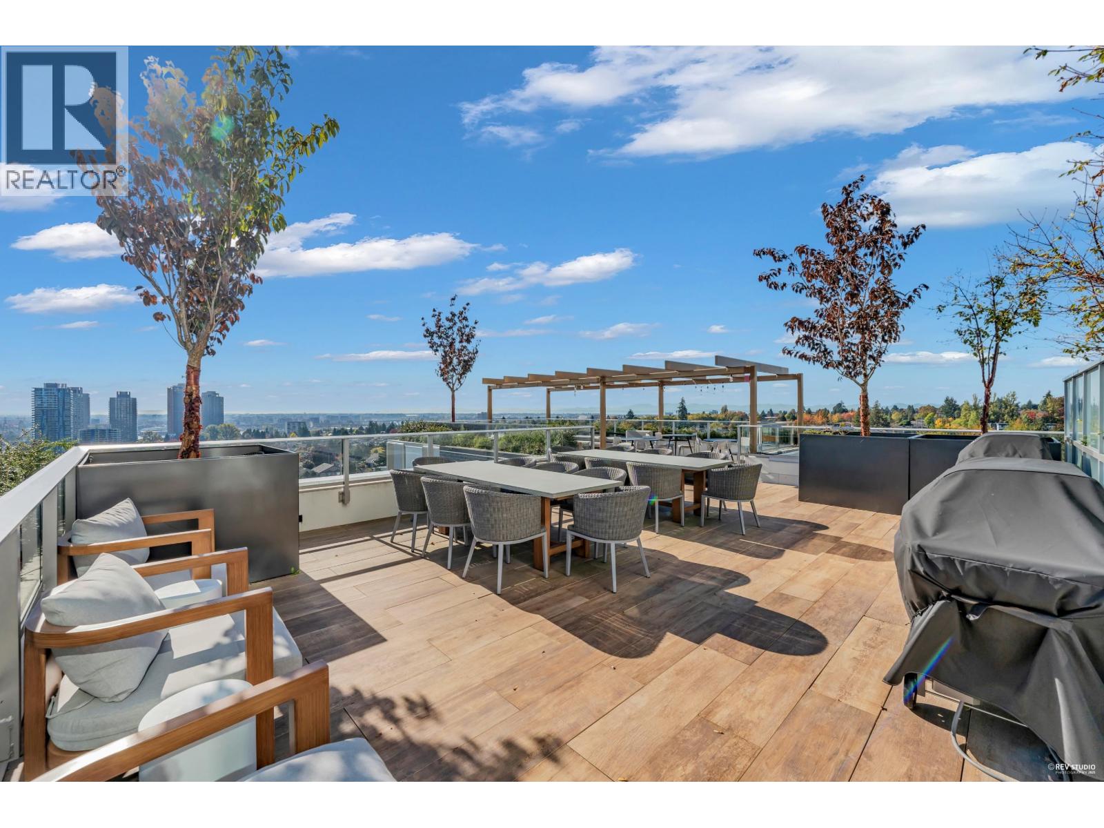 1906 7433 Cambie Street Property Photo 32