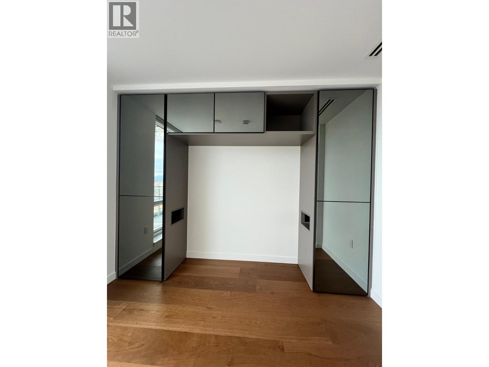 3405 1277 Hornby Property Photo 4