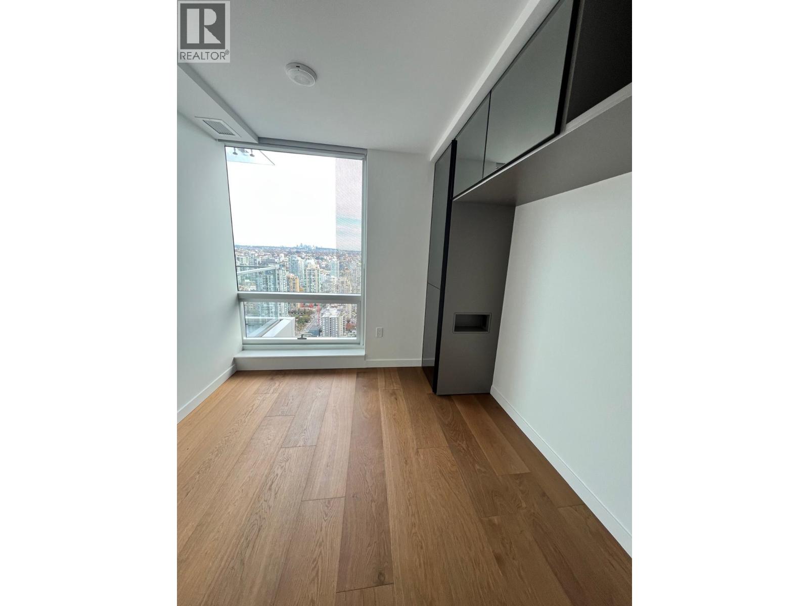 3405 1277 Hornby Property Photo 5