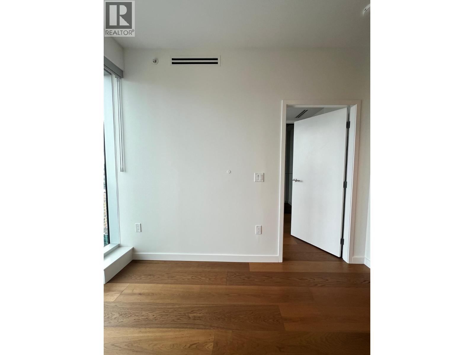 3405 1277 Hornby Property Photo 16