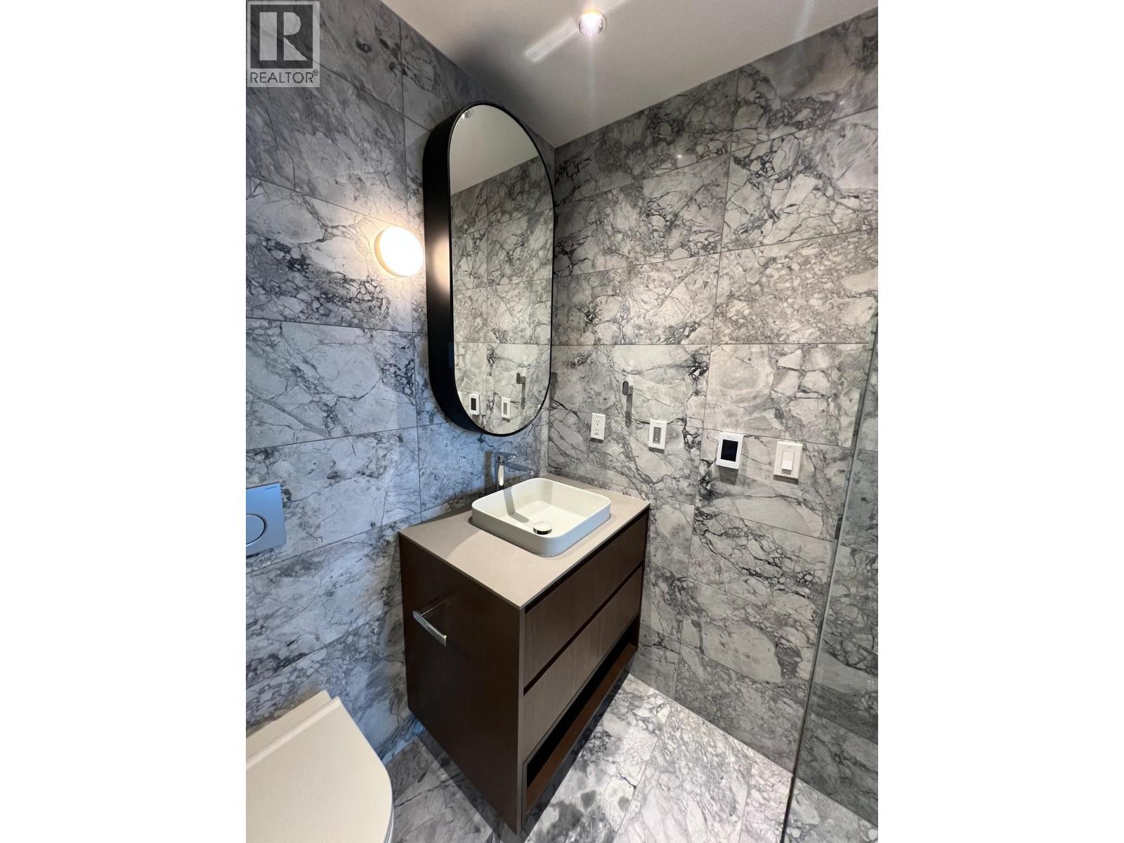3405 1277 Hornby Property Photo 20