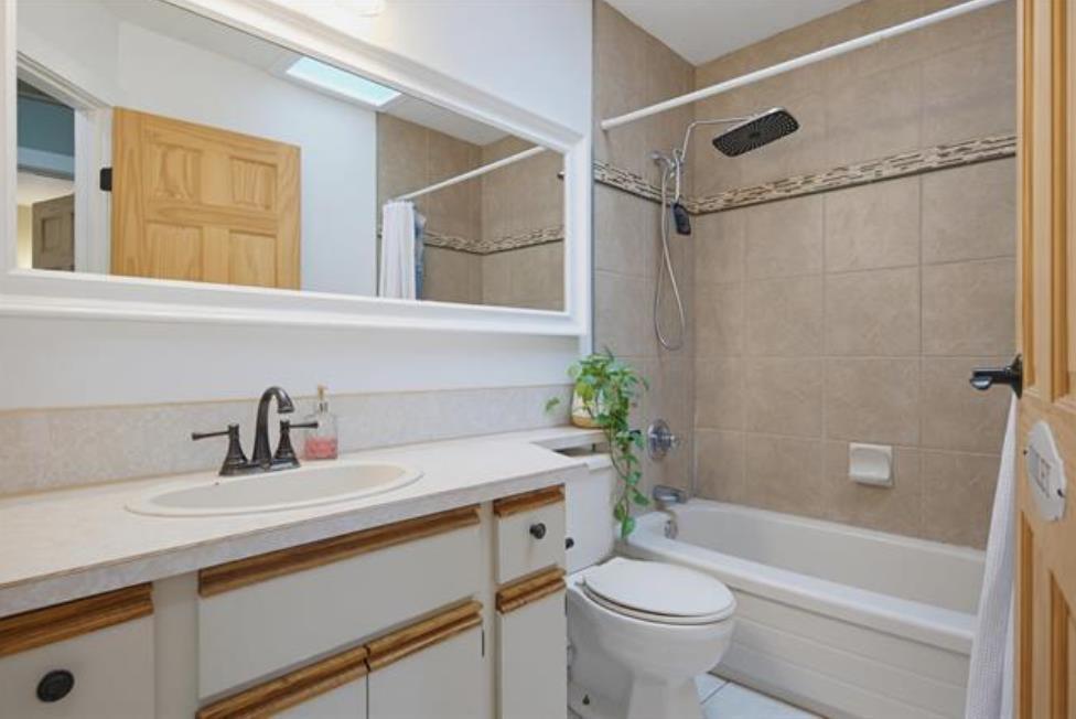 6079 173a Street Property Photo 17