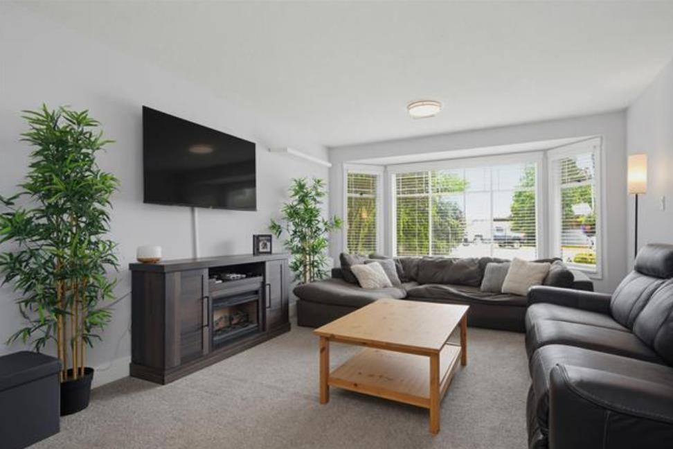 6079 173a Street Property Photo 26