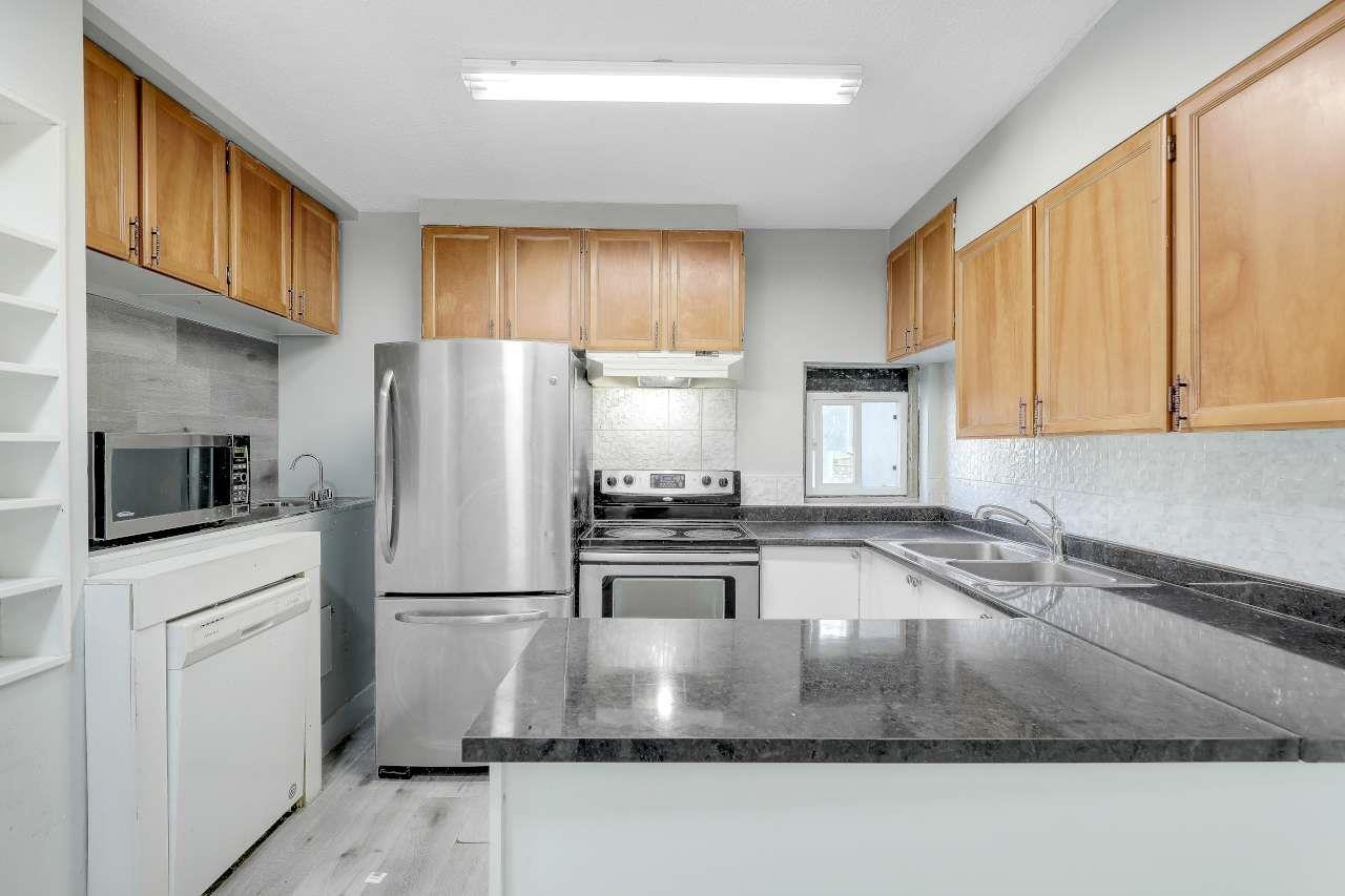 6268 138 Street Property Photo 4