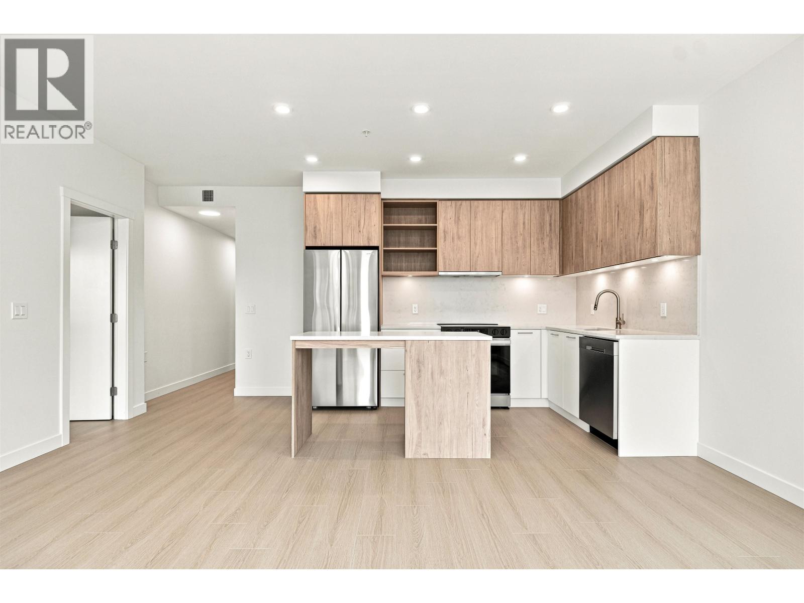 229 82 FIRST STREET Property Photo 1