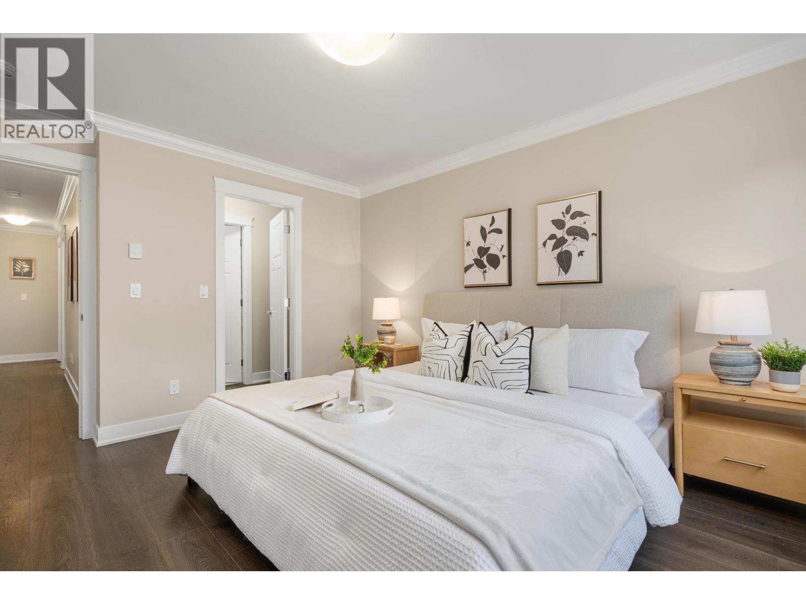 14 6033 Williams Road Property Photo 11