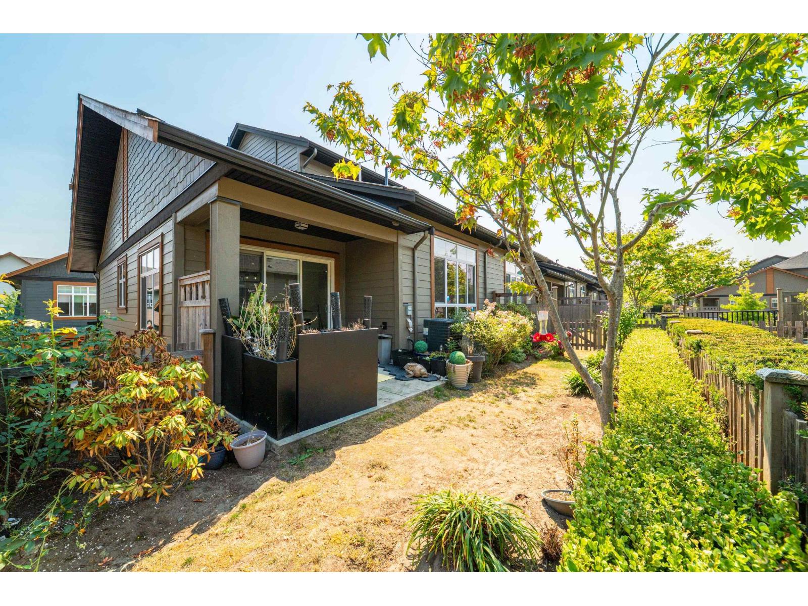 82 17033 Fraser Highway Property Photo 37