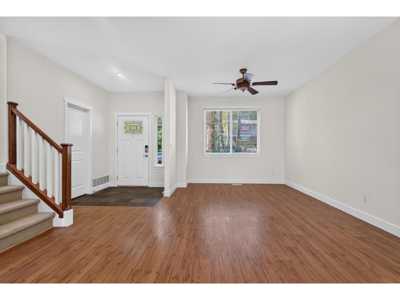 6110 150 Street Property Photo 4