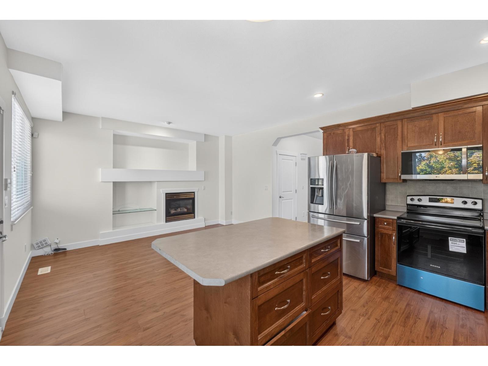 6110 150 Street Property Photo 15