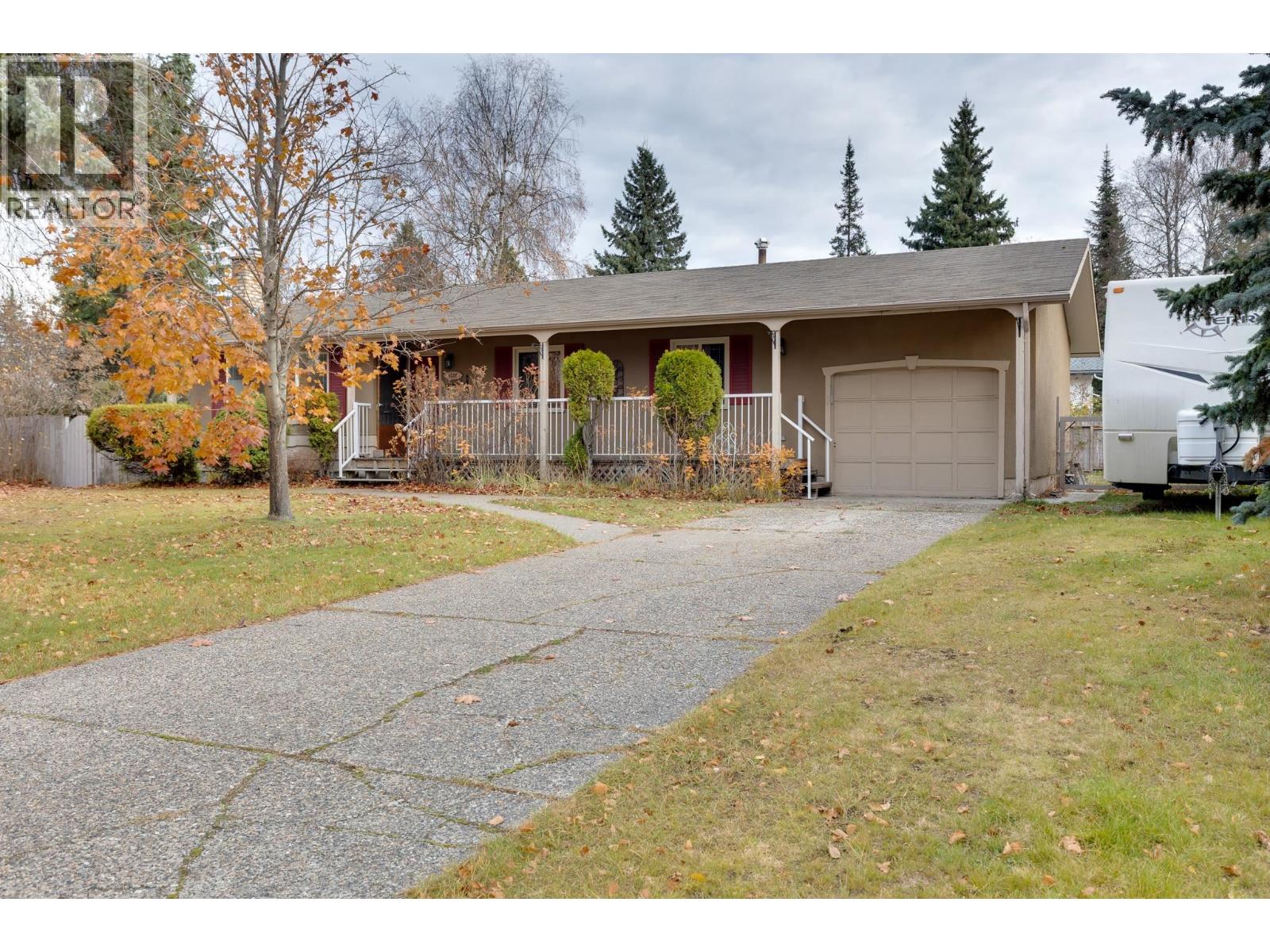 5220 York Place Property Photo 33