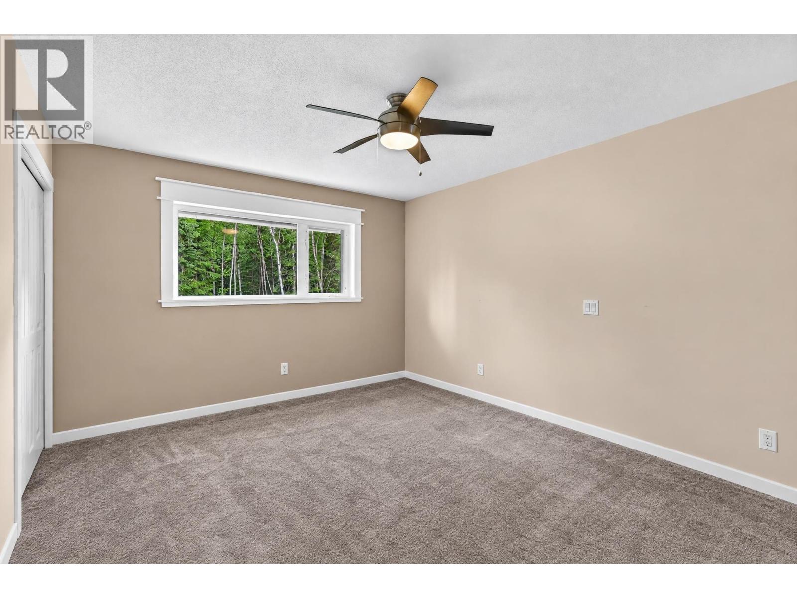9365 Olaf Road Property Photo 13