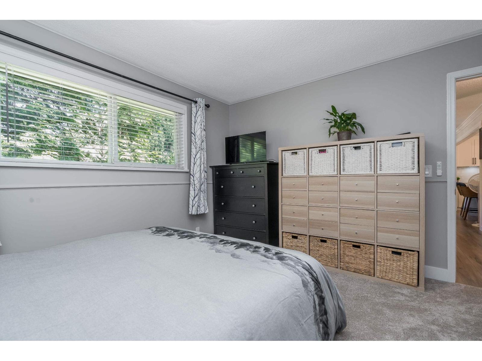 34898 Laburnum Avenue Property Photo 17