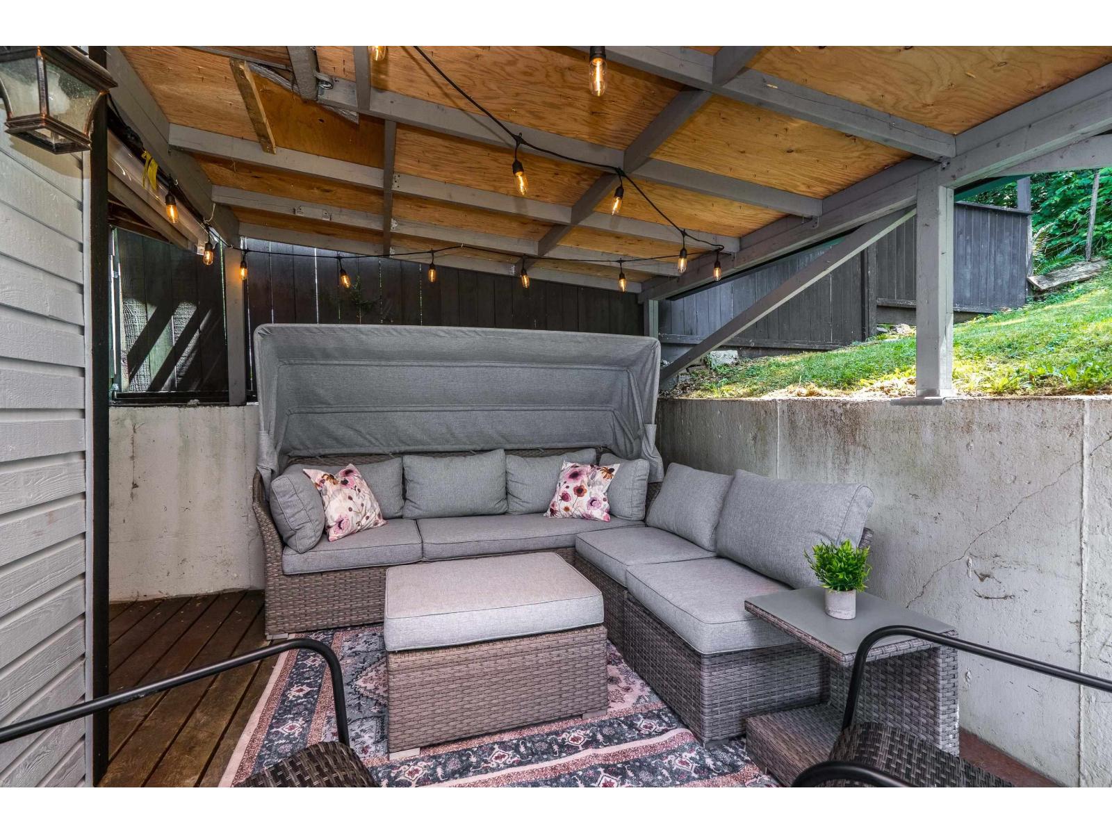34898 Laburnum Avenue Property Photo 29
