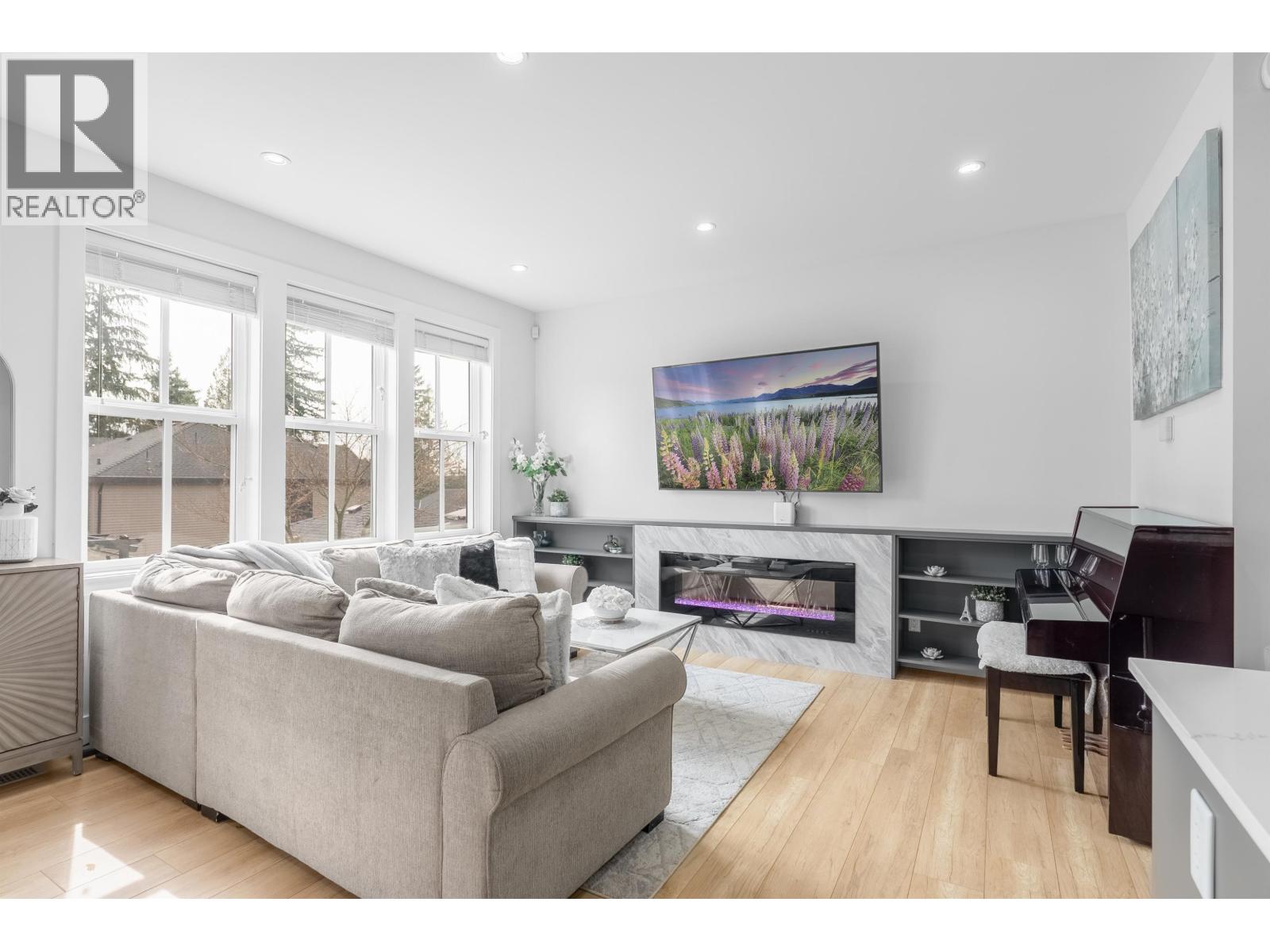 101 3416 Queenston Avenue Property Photo 11