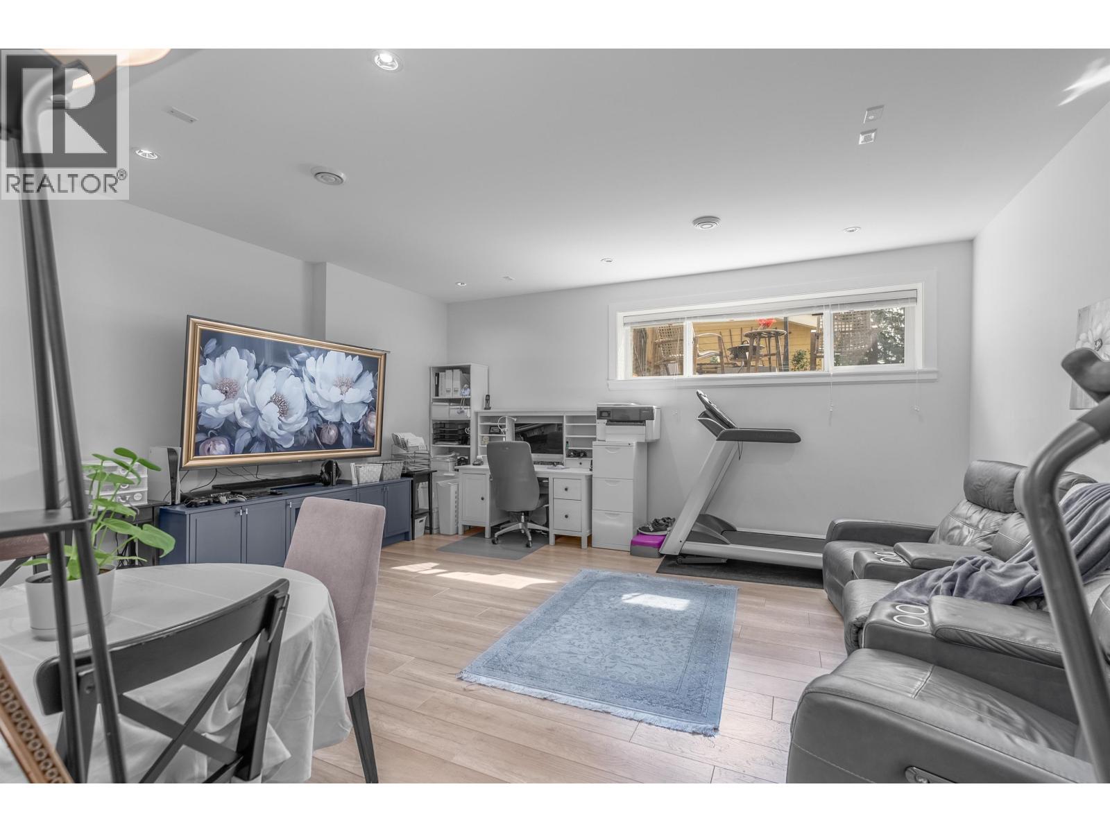 101 3416 Queenston Avenue Property Photo 24