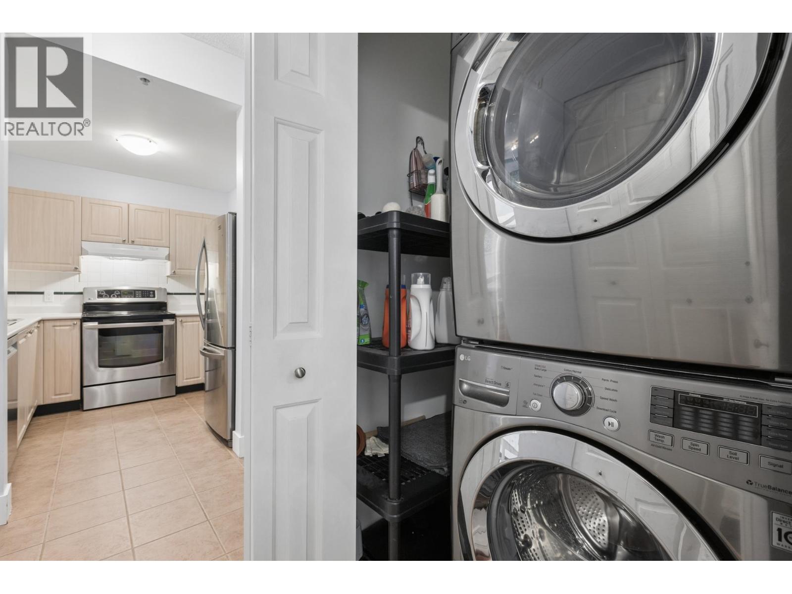 321 3600 Windcrest Drive Property Photo 17
