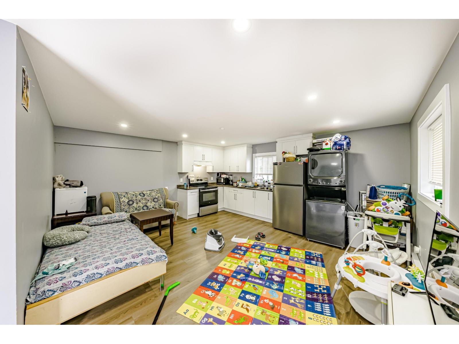 13439 56 Avenue Property Photo 14