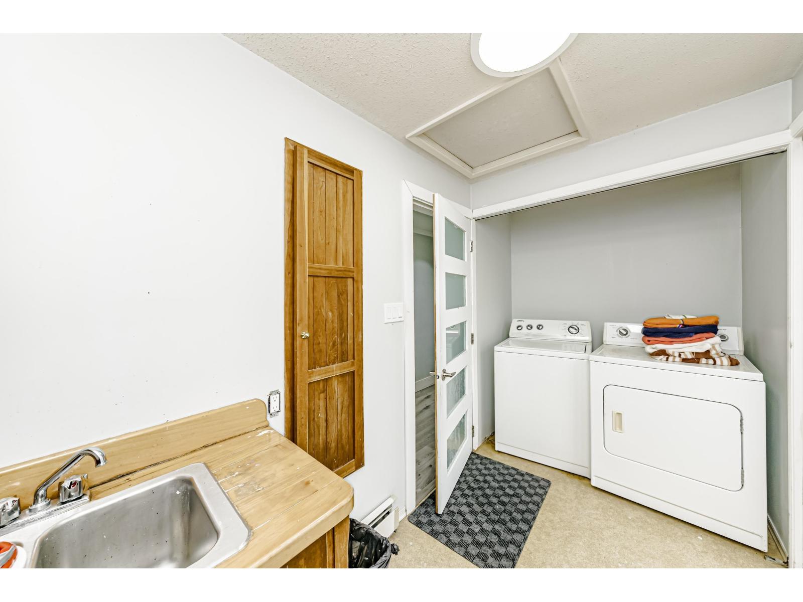 13439 56 Avenue Property Photo 21