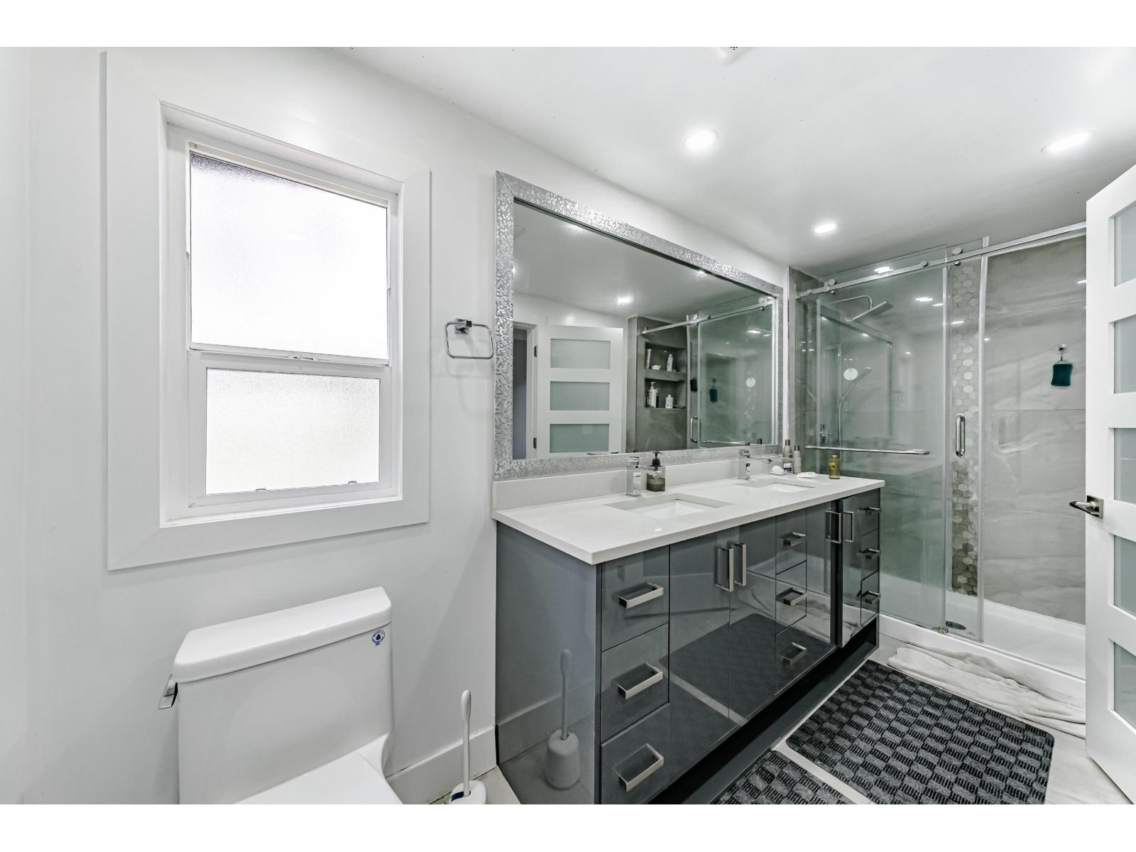 13439 56 Avenue Property Photo 22