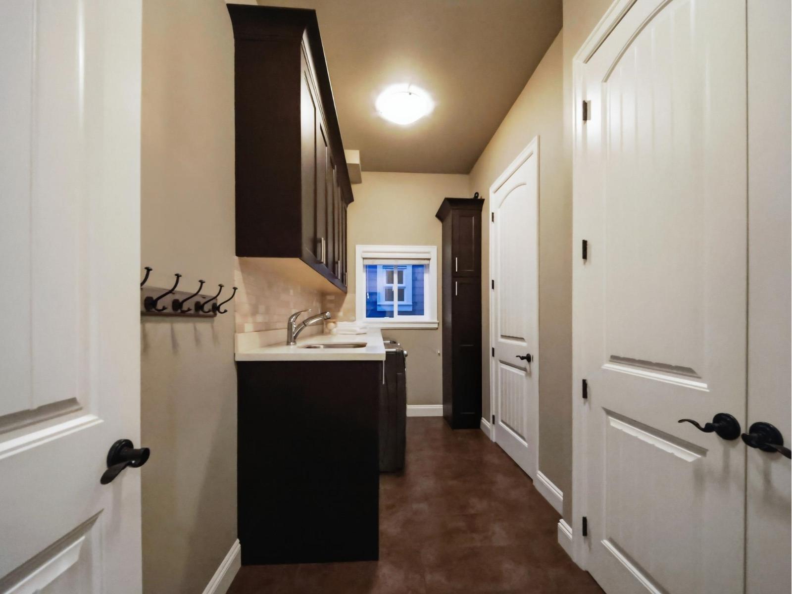 2258 Madrona Place Property Photo 11