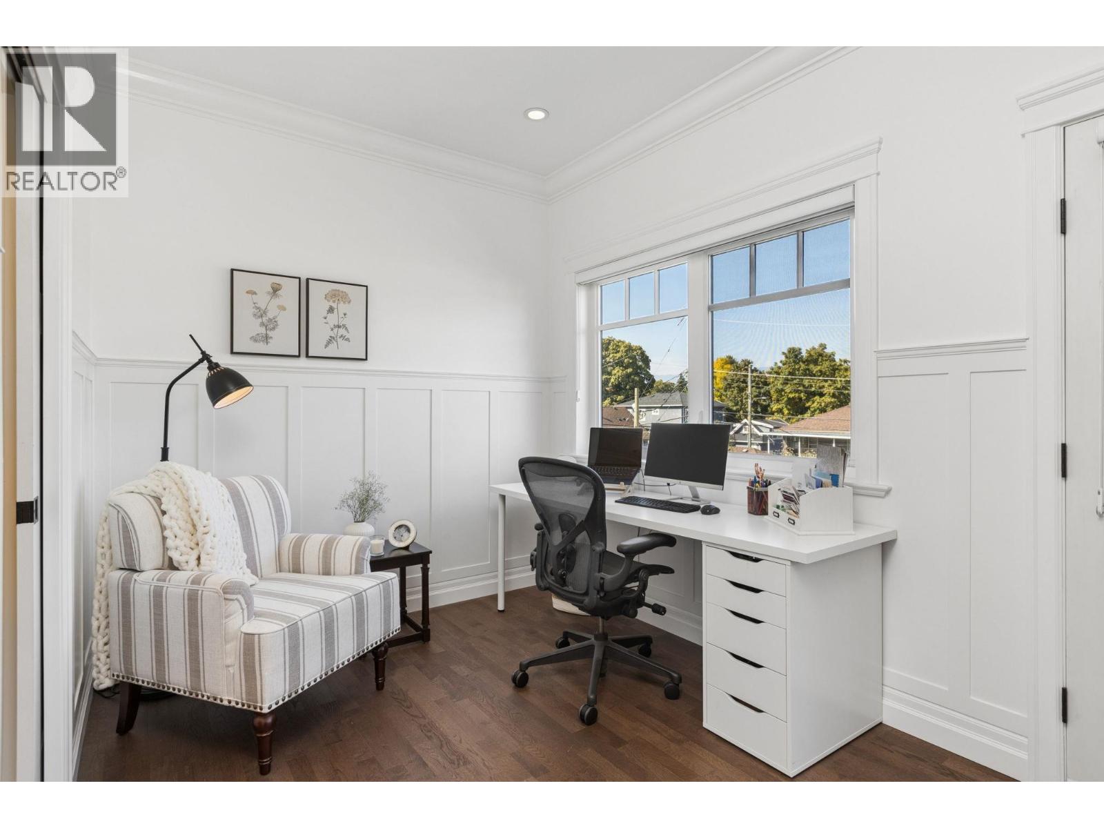 2533 Kitchener Street Property Photo 14
