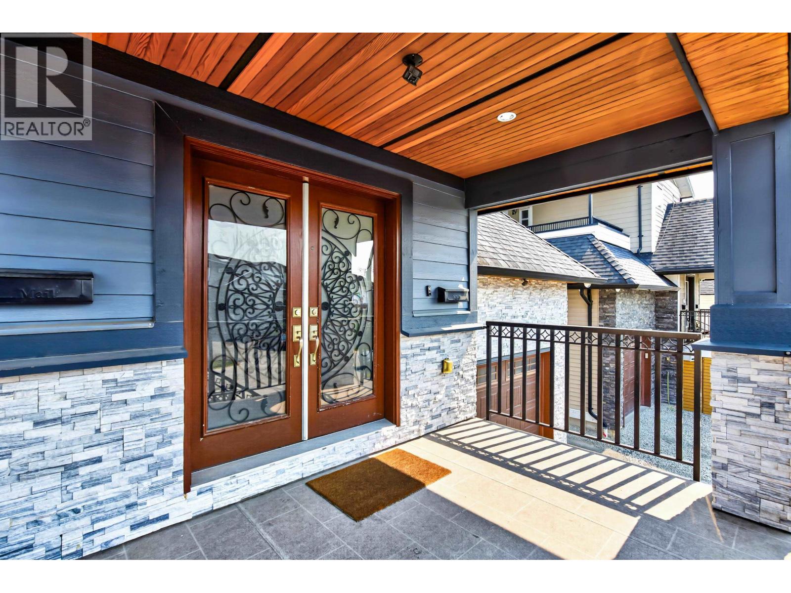 351 Pembina Street Property Photo 4
