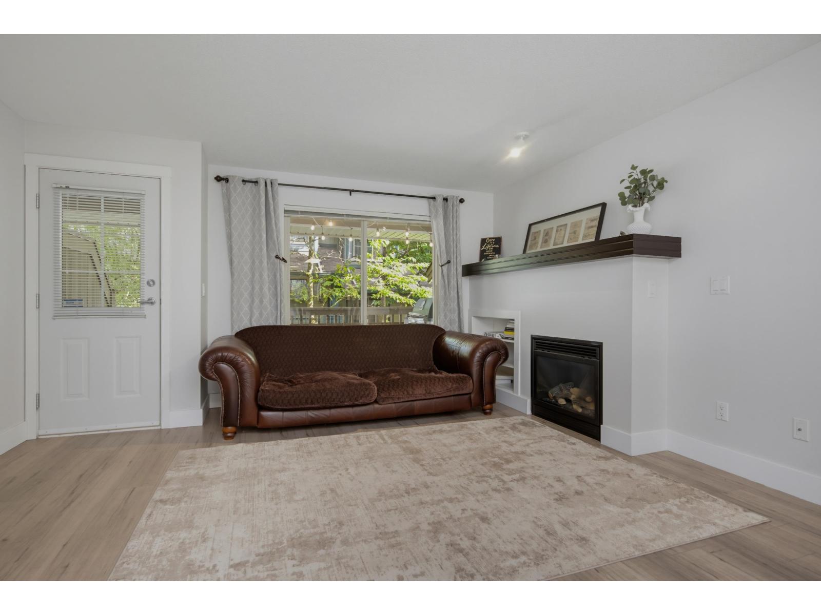 89 19250 65 Avenue Property Photo 14