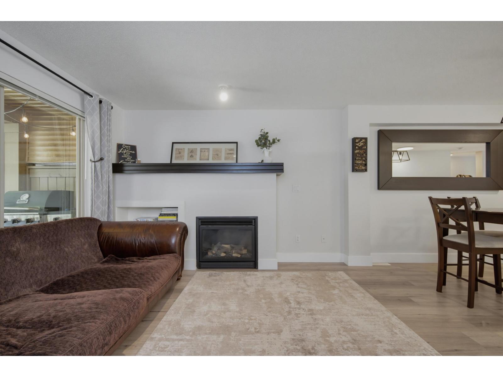 89 19250 65 Avenue Property Photo 15