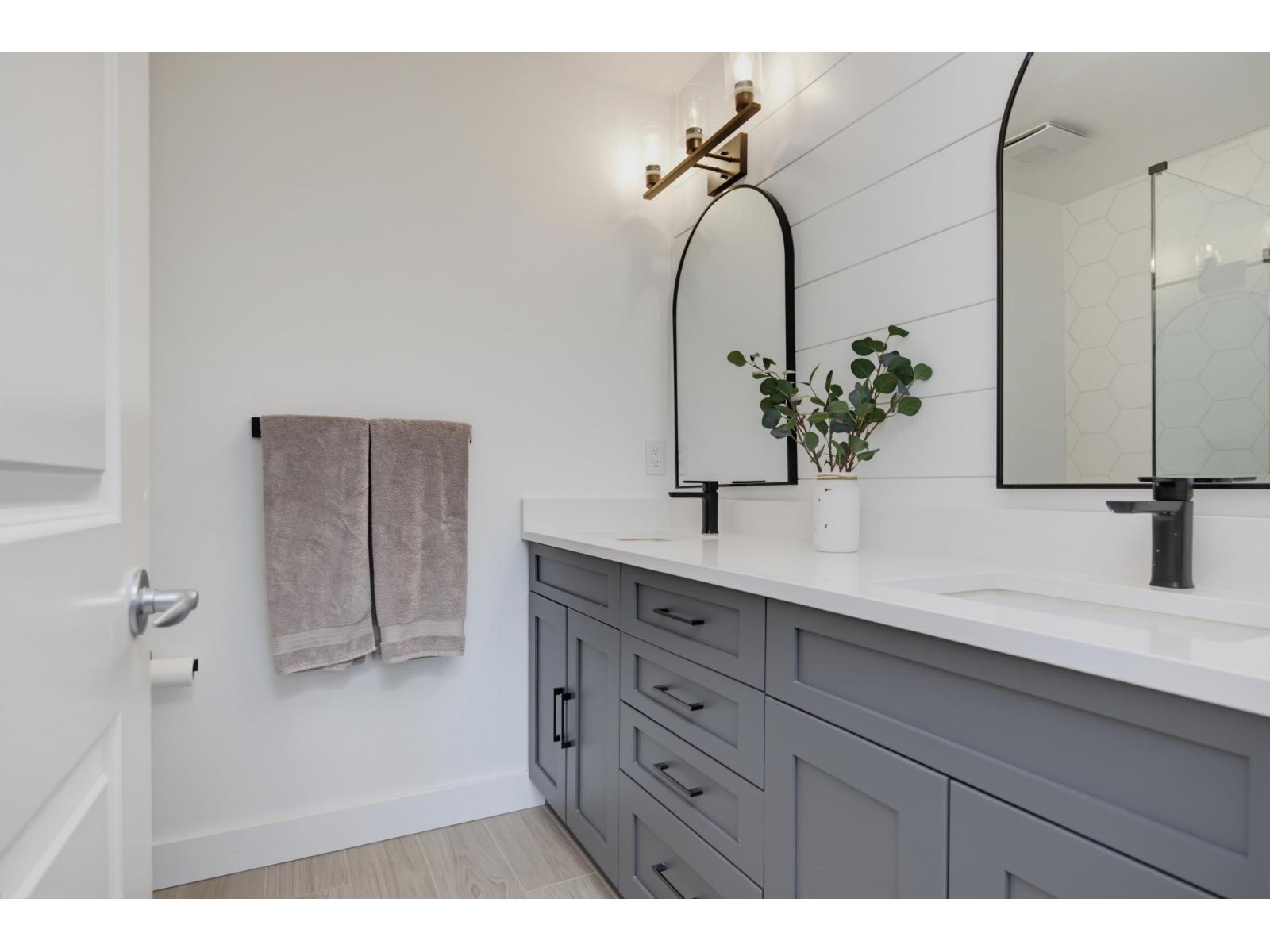 89 19250 65 Avenue Property Photo 19