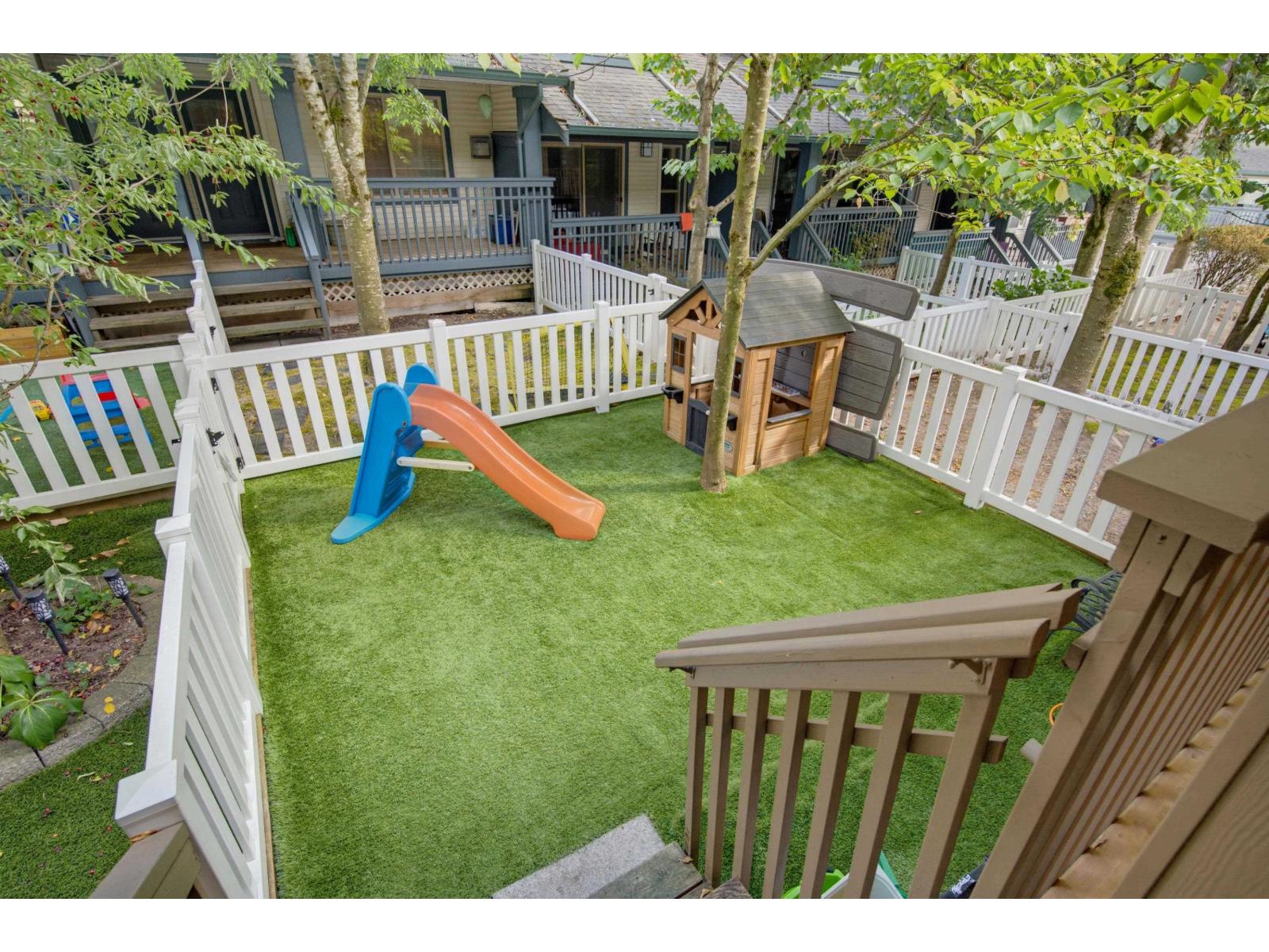 89 19250 65 Avenue Property Photo 30