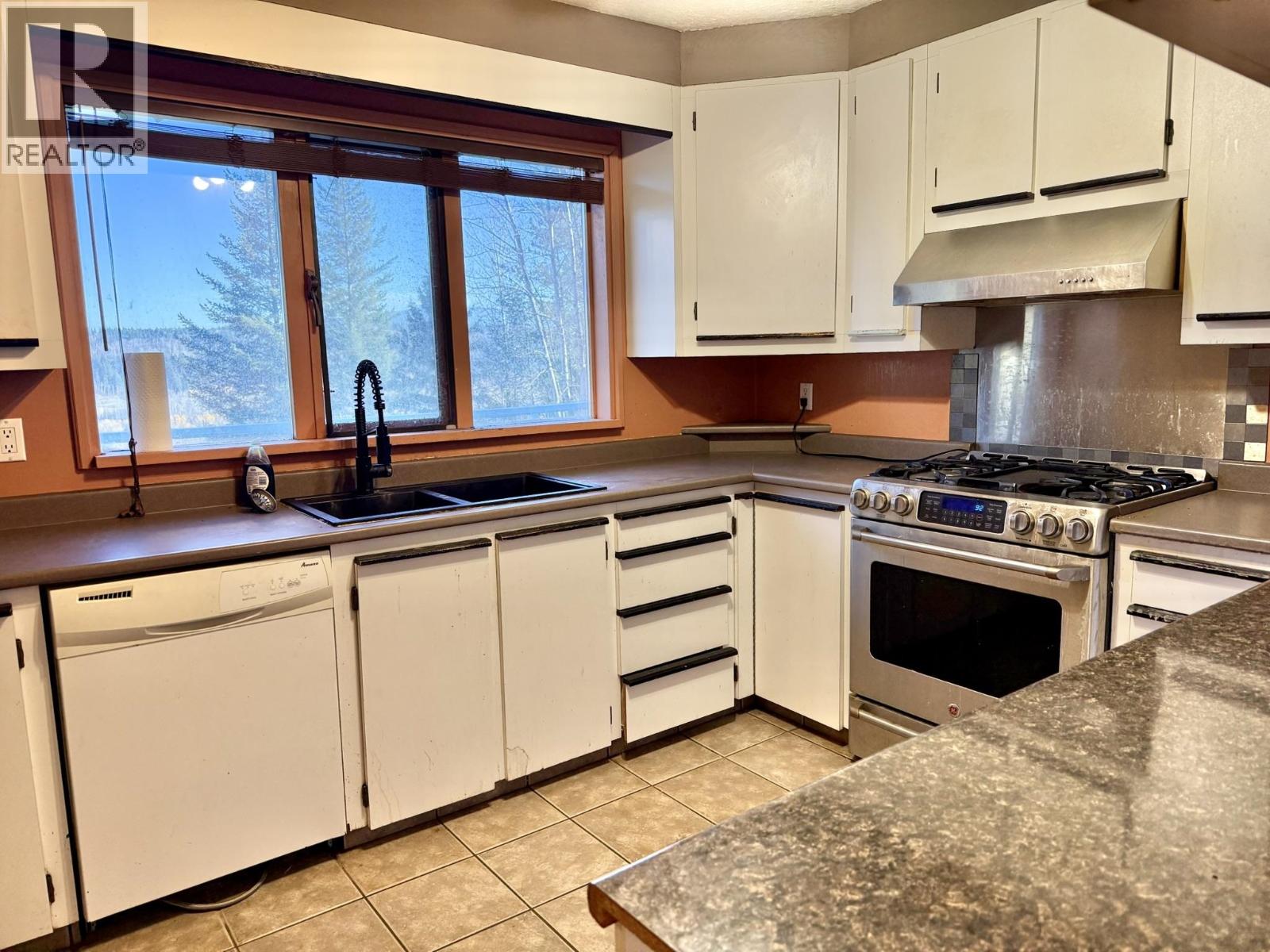 1288 West Fraser Road Property Photo 8