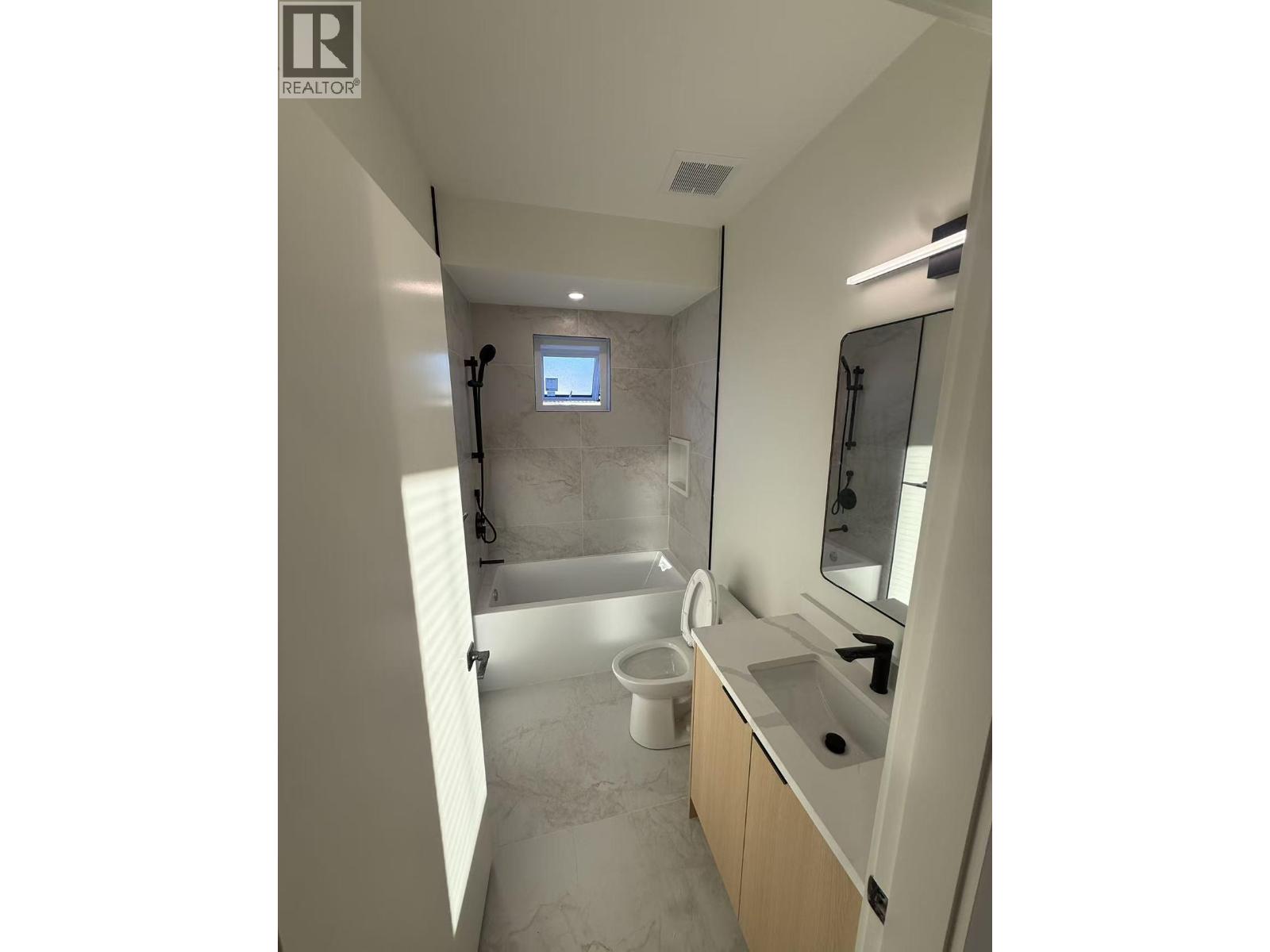 4636 Knight Street Property Photo 11