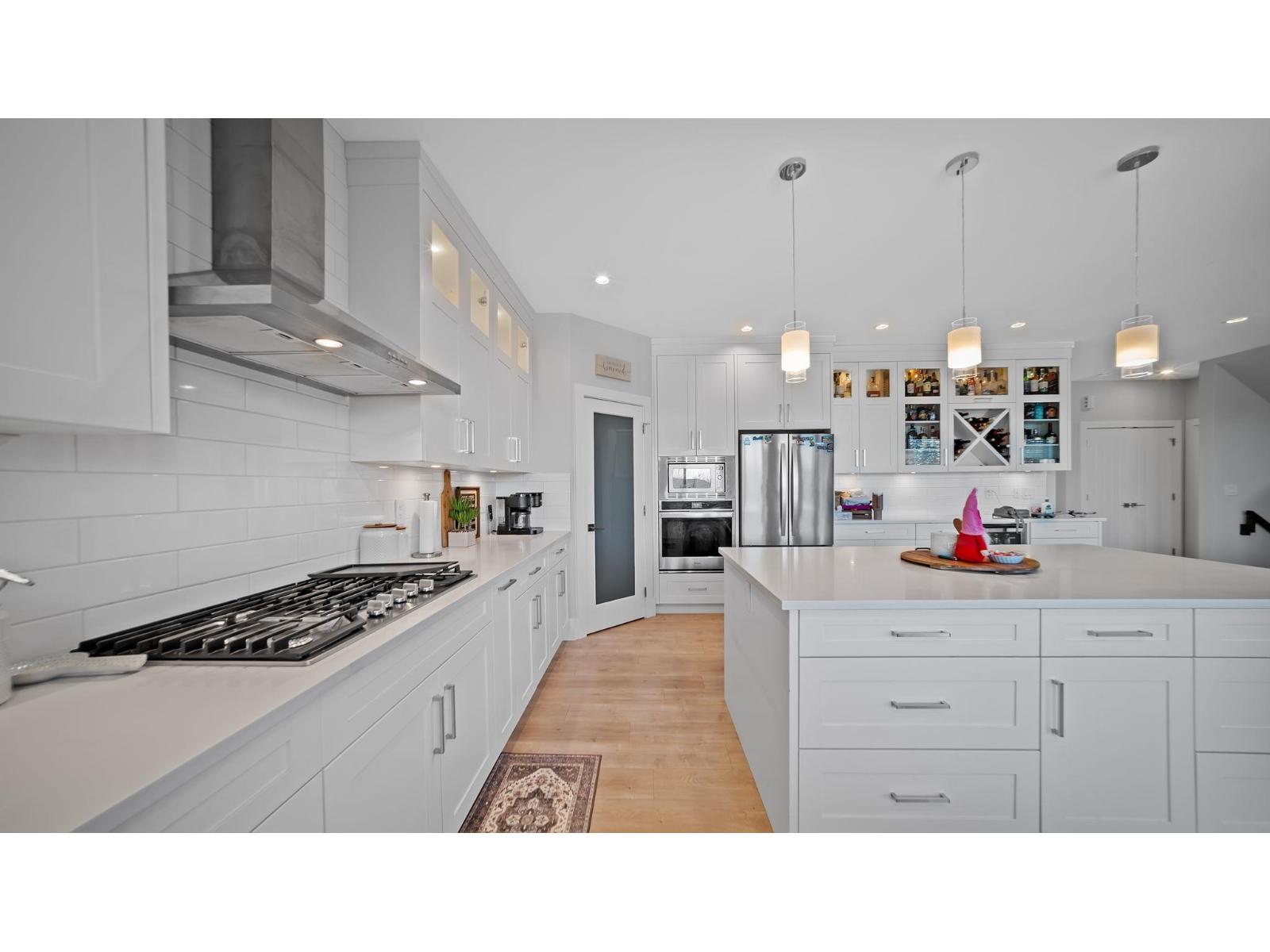 14551 61 Avenue Property Photo 5