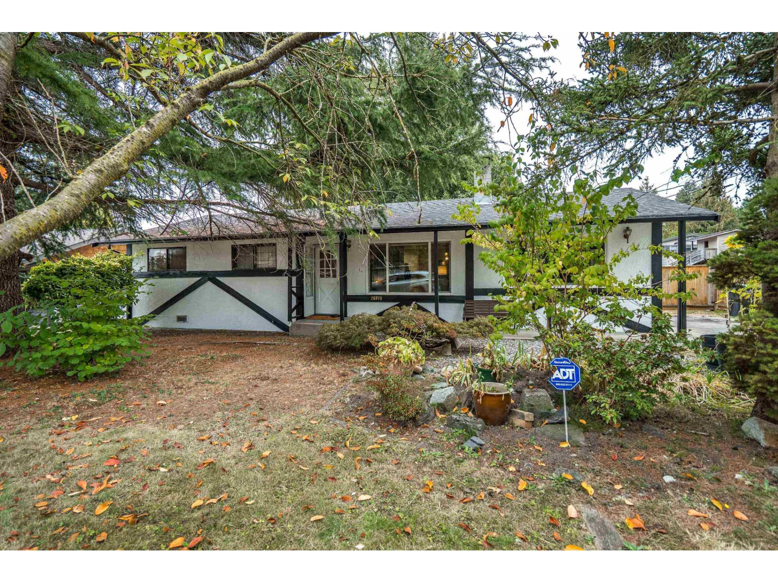 26978 28b Avenue Property Photo 3