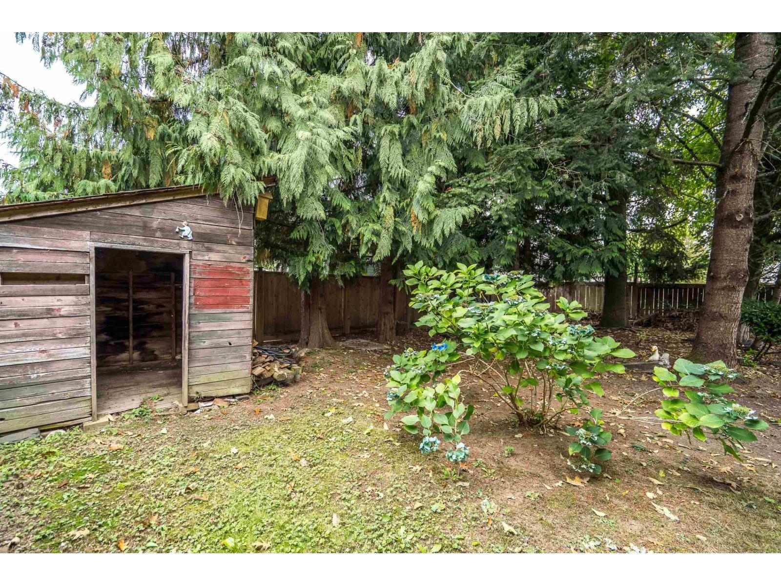 26978 28b Avenue Property Photo 27