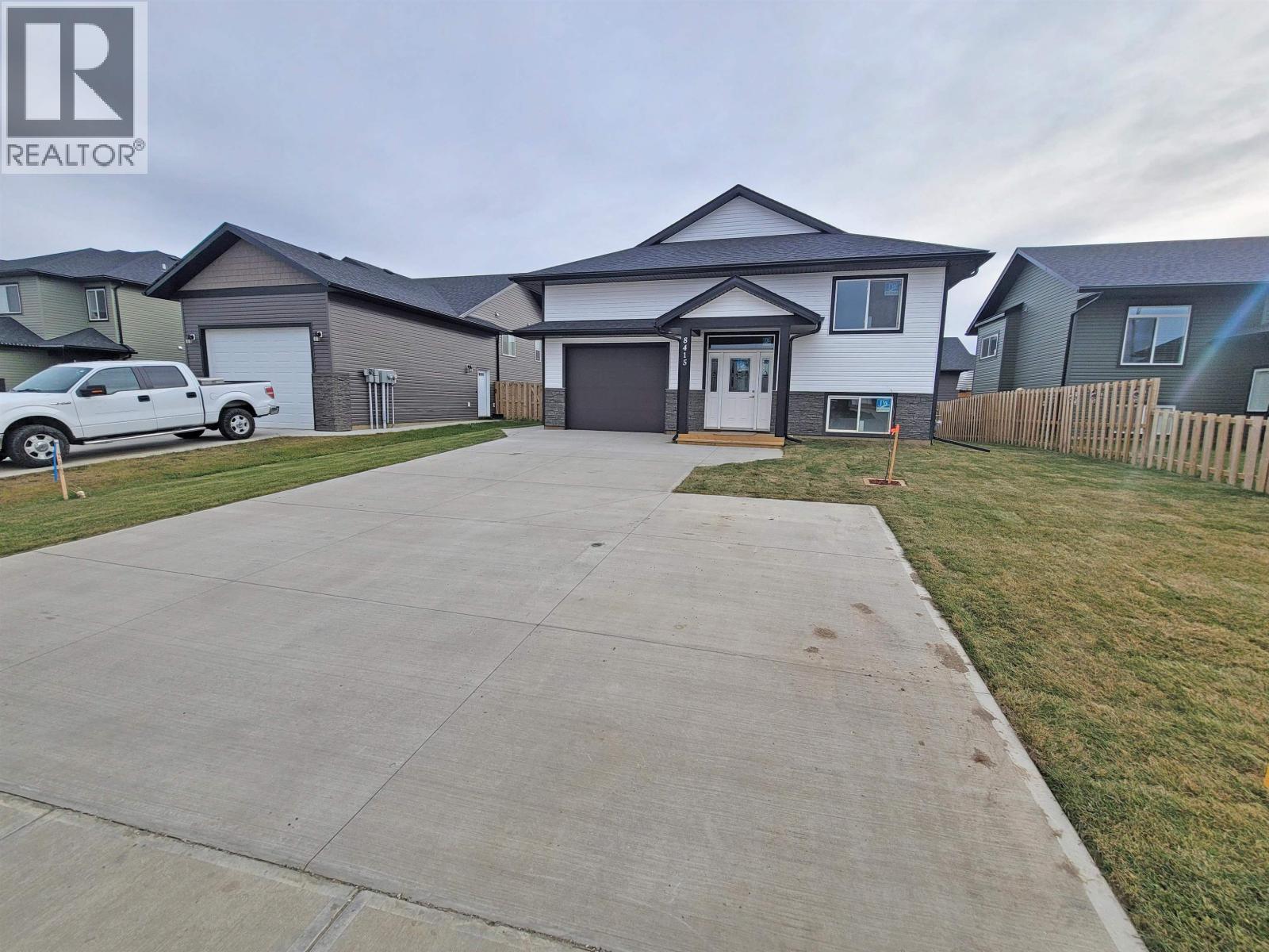 8420 88 Avenue Property Photo 1