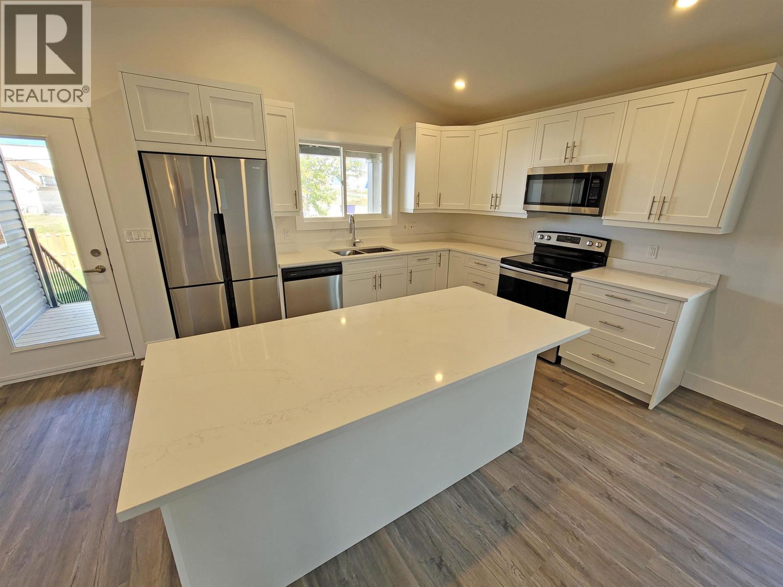 8420 88 Avenue Property Photo 10