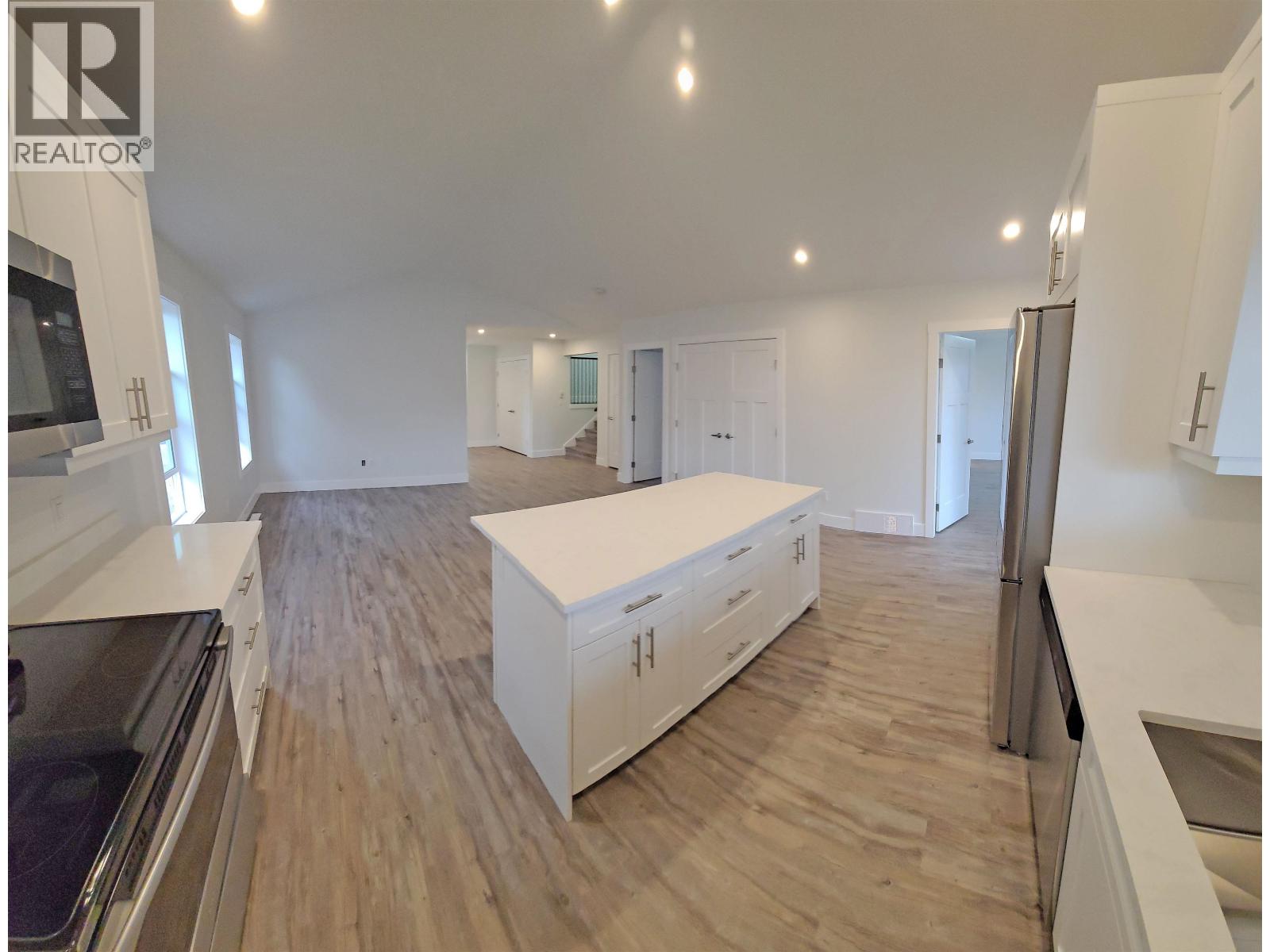 8420 88 Avenue Property Photo 12