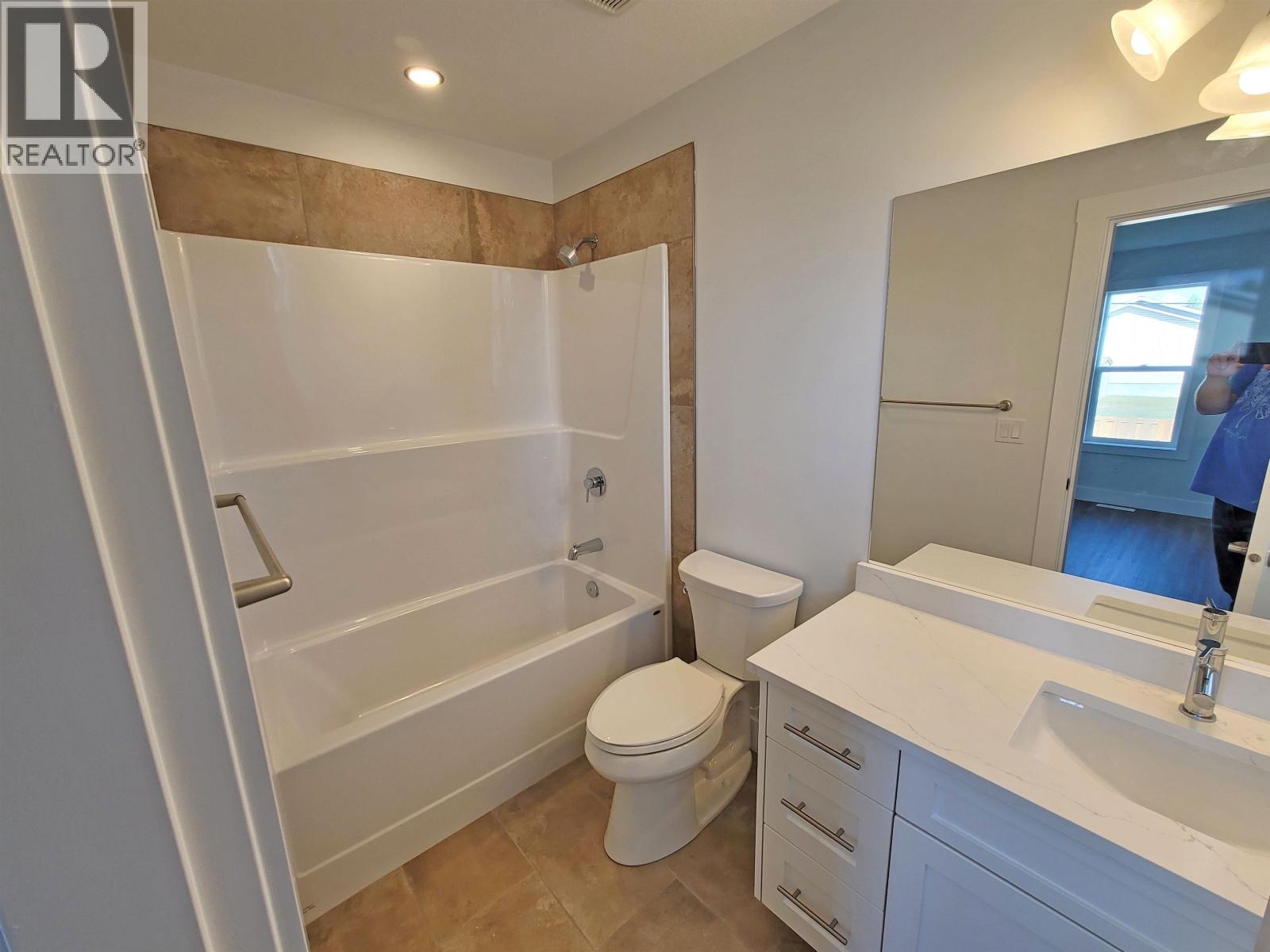 8420 88 Avenue Property Photo 18