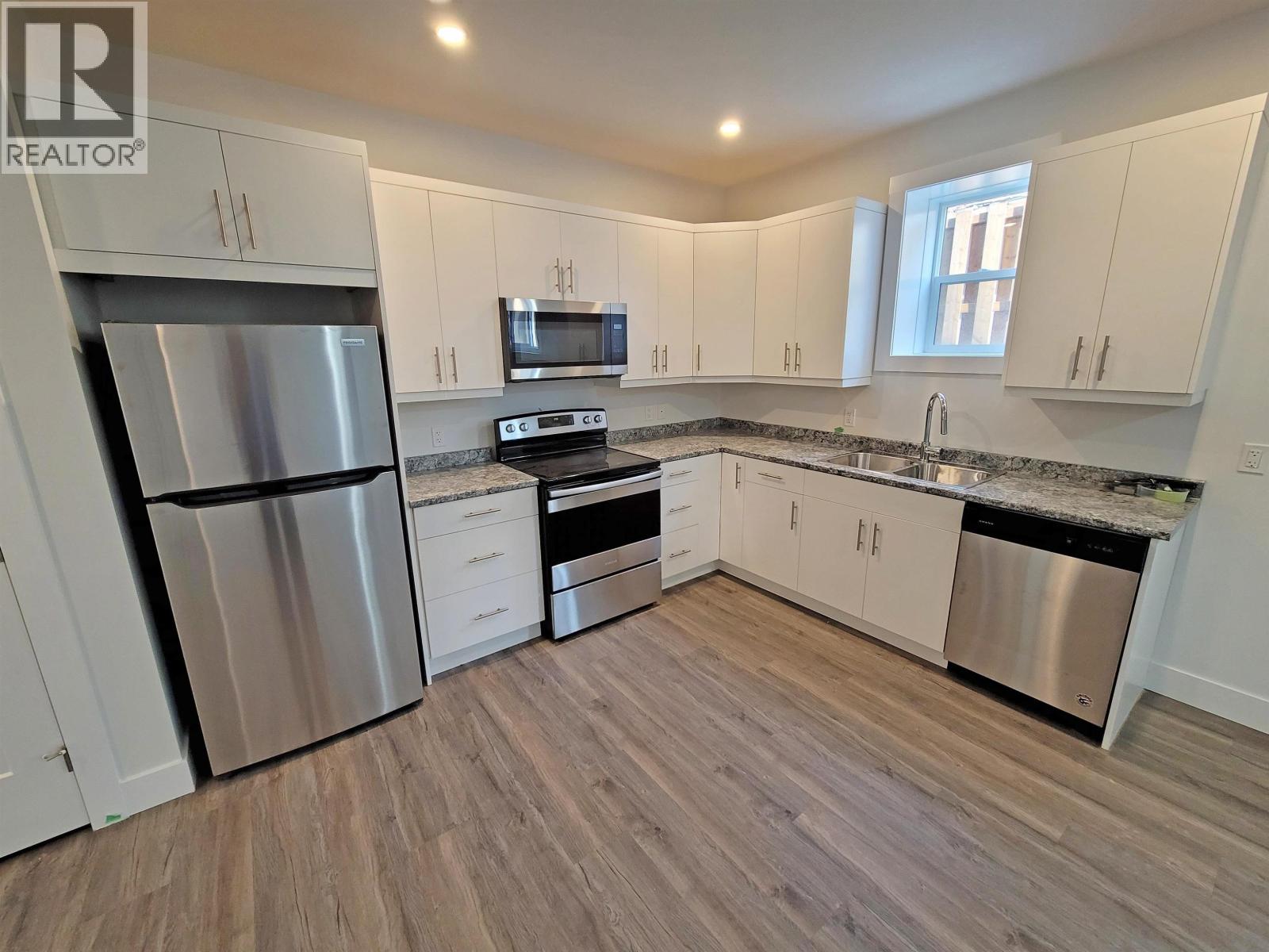 8420 88 Avenue Property Photo 29