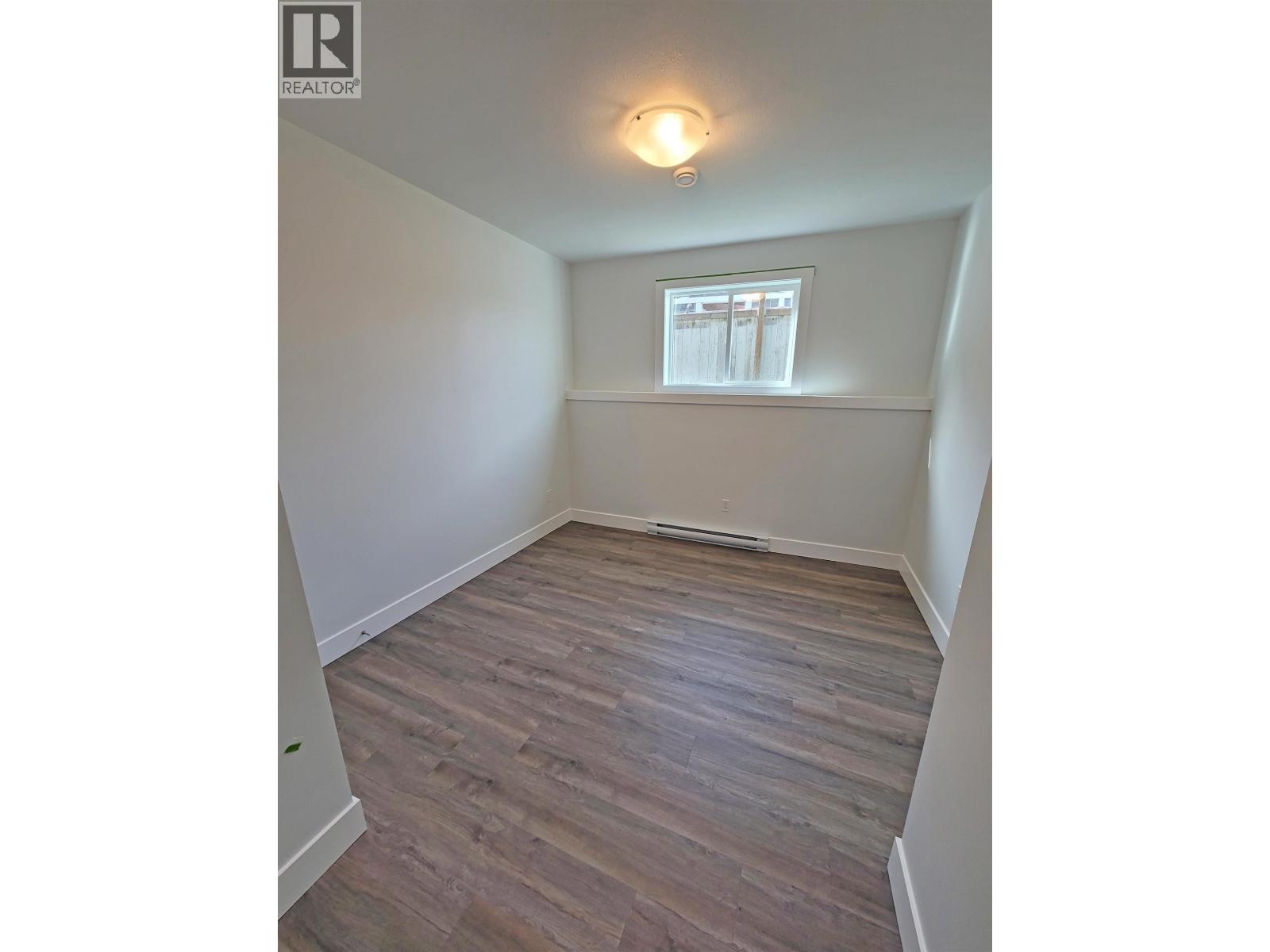 8420 88 Avenue Property Photo 33