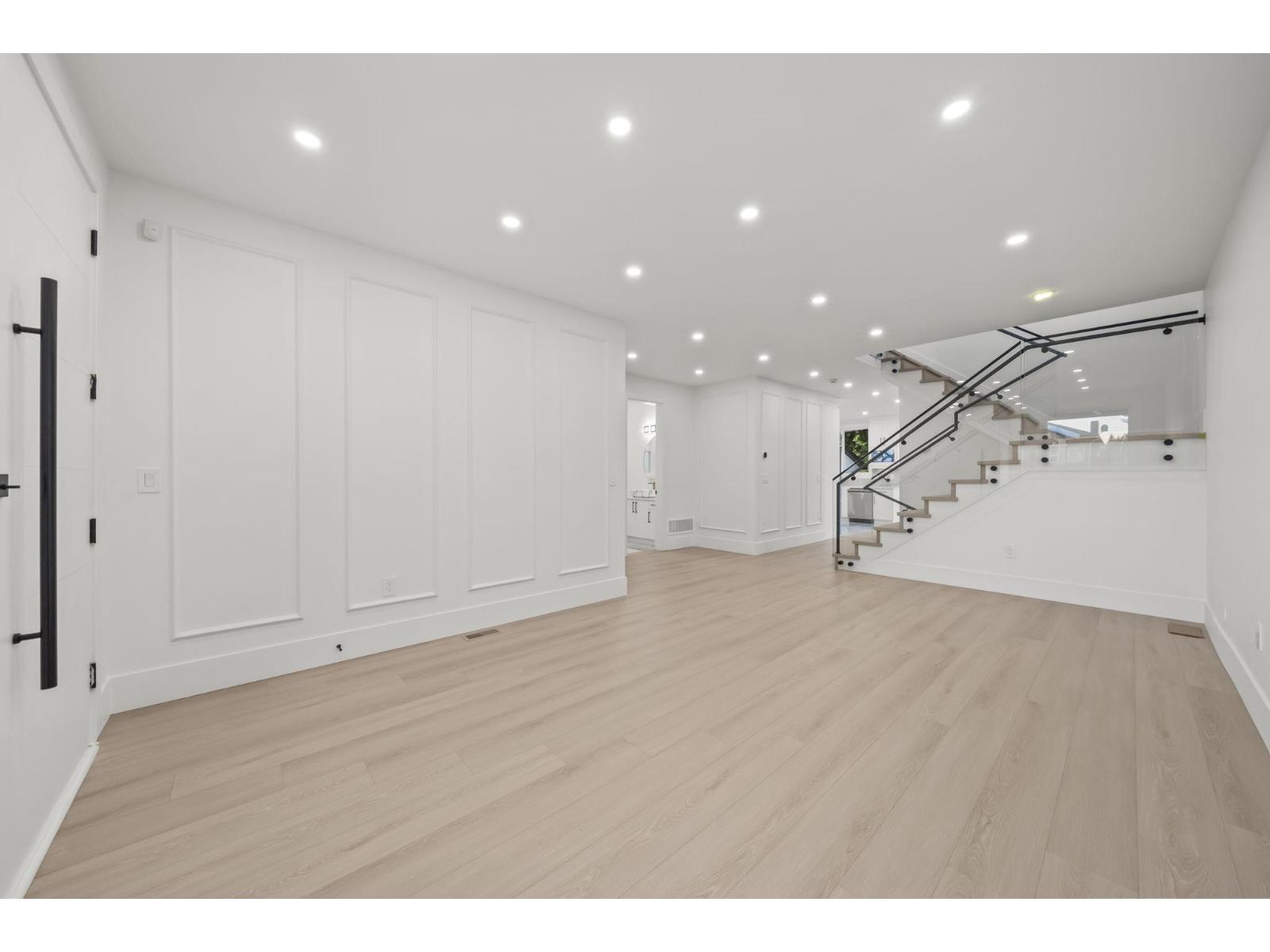 11361 88 Avenue Property Photo 6