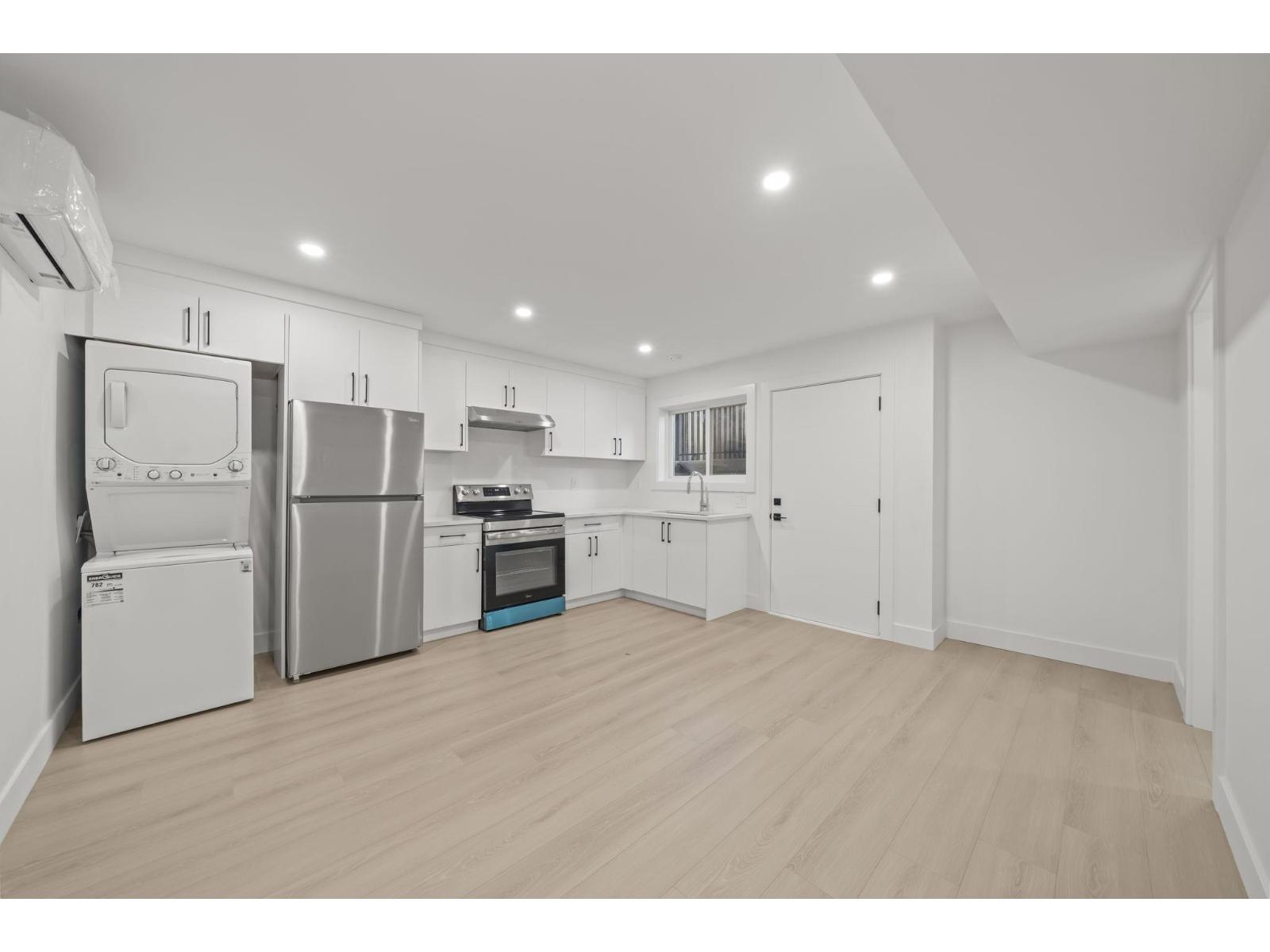 11361 88 Avenue Property Photo 32