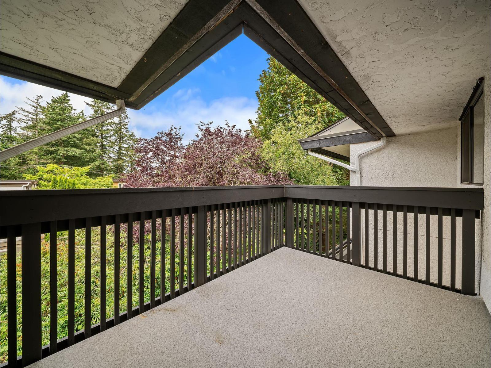 318 1561 Vidal Street Property Photo 13